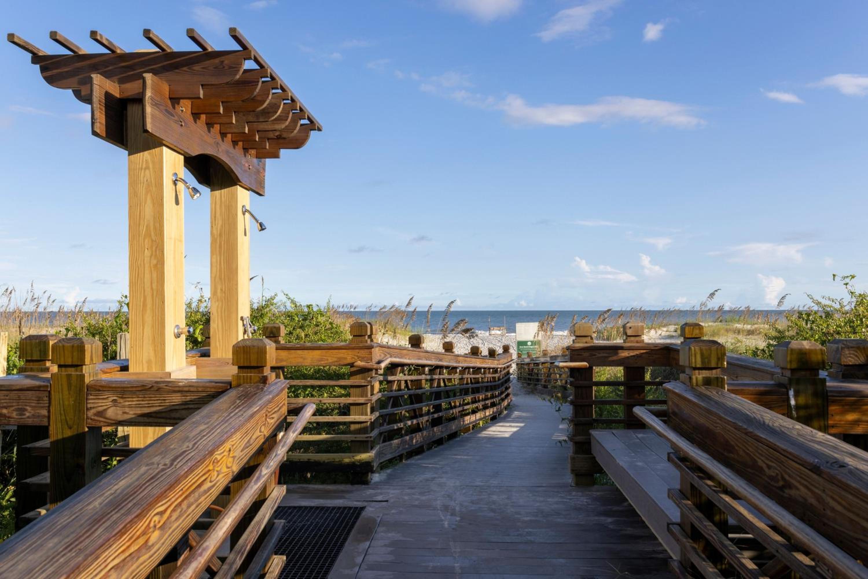 Beaufort Vacations - Marriott's Barony Beach Club - Property Image 2