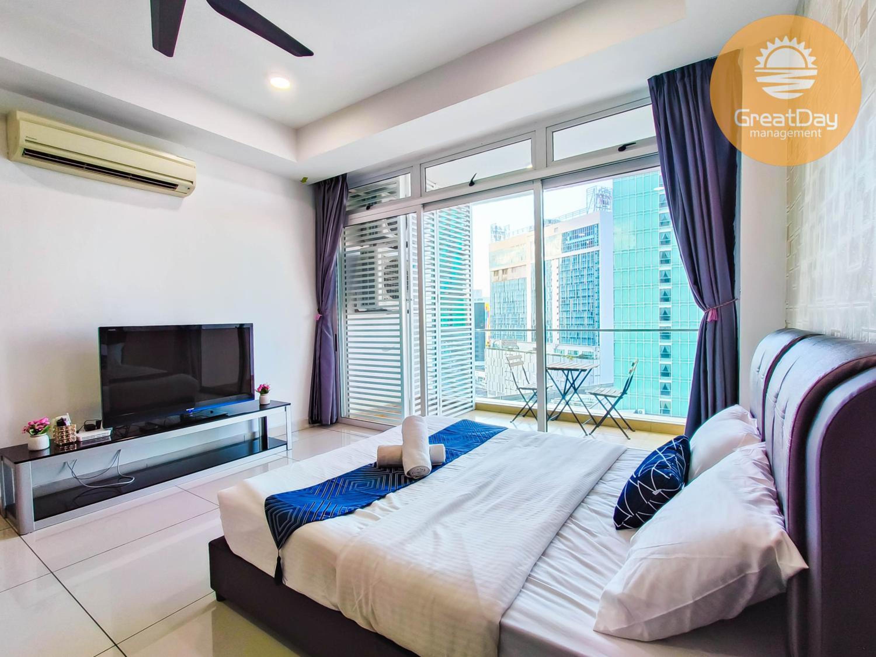 D' Esplanade KSL City by RR JBcity