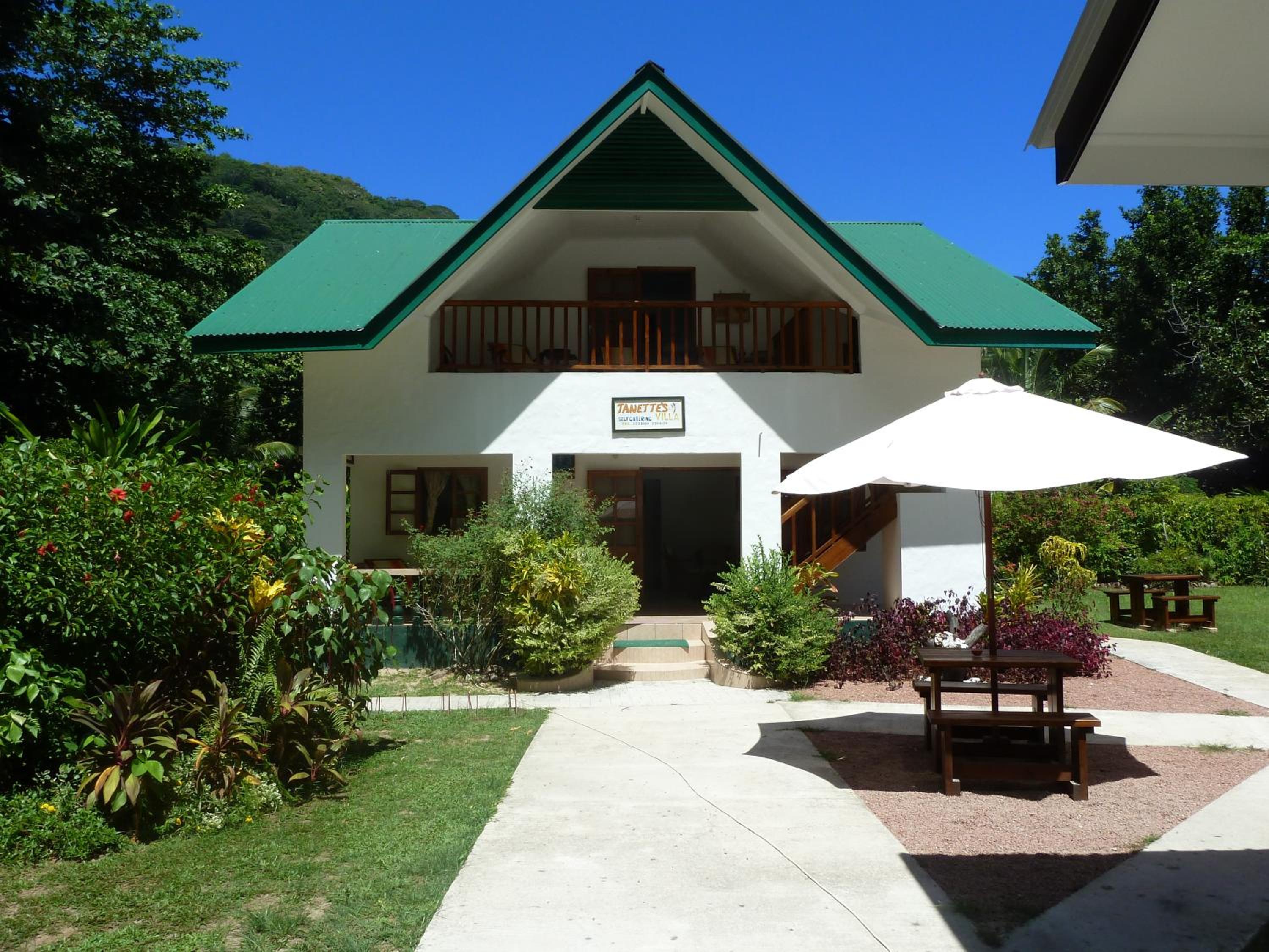 Tannette Villa 22