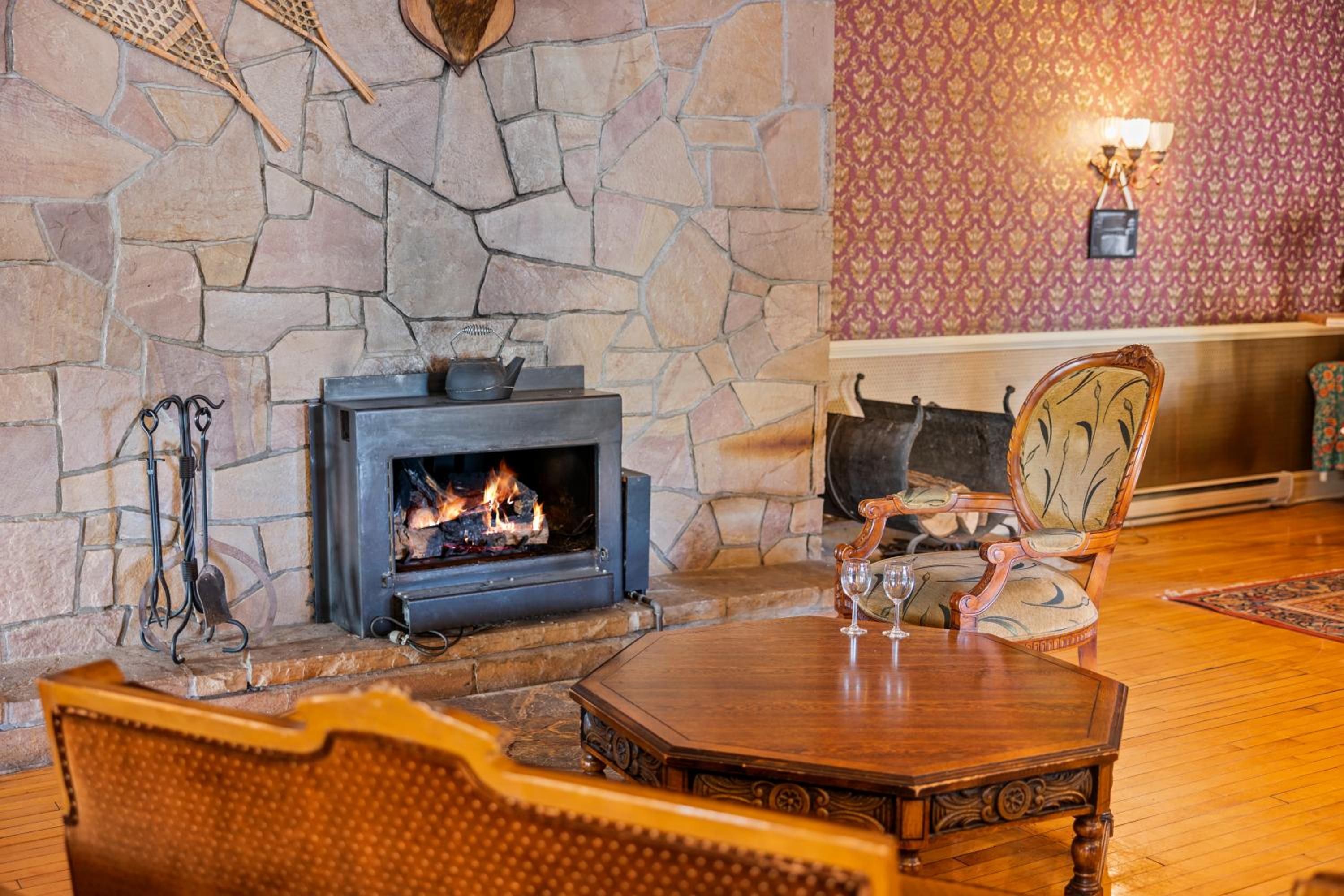 The Pines Inn view 4