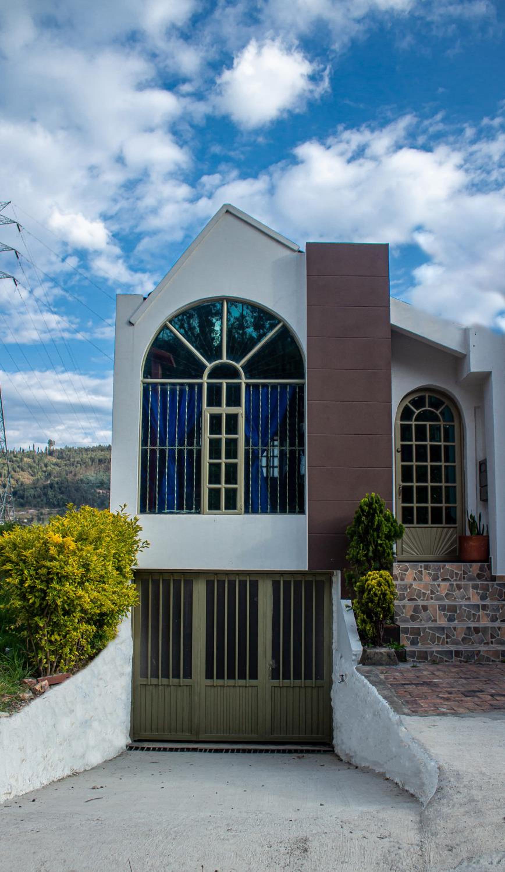 Cabaña en Paipa con vista al lago