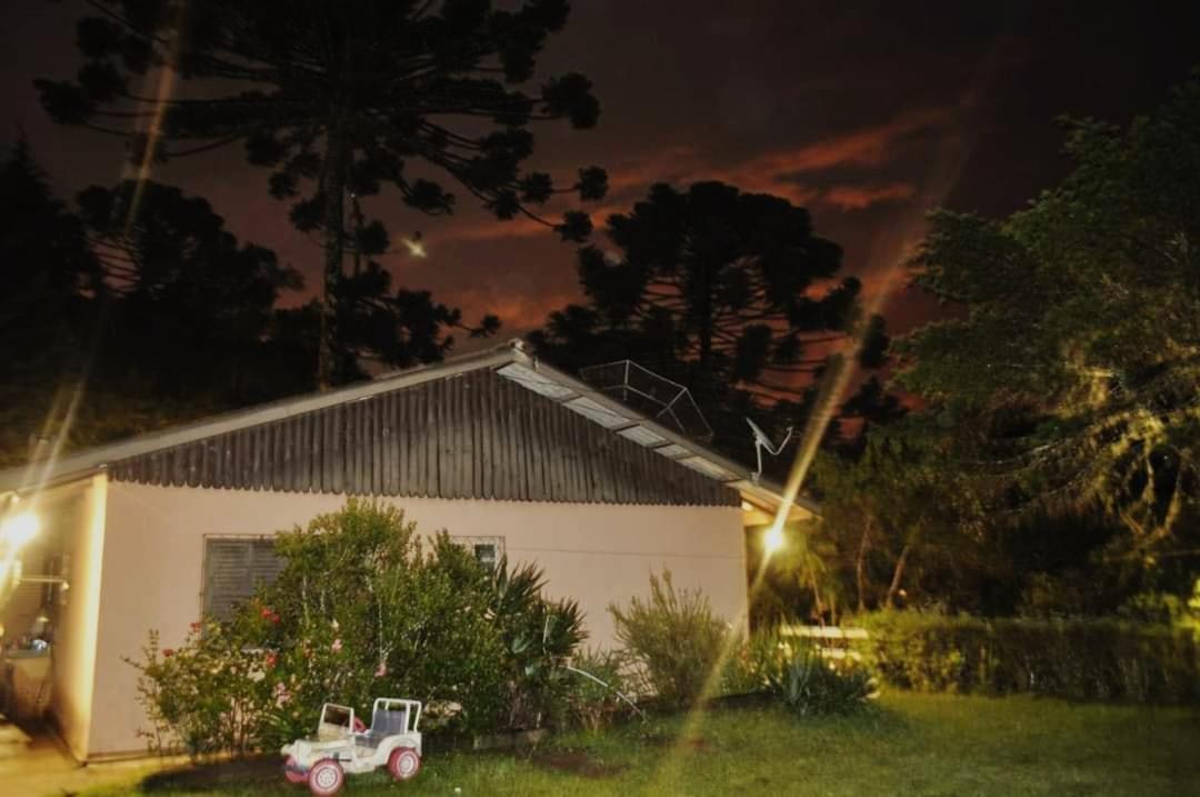 Casa em Campos do Jordão - 3 quartos, com churrasqueira