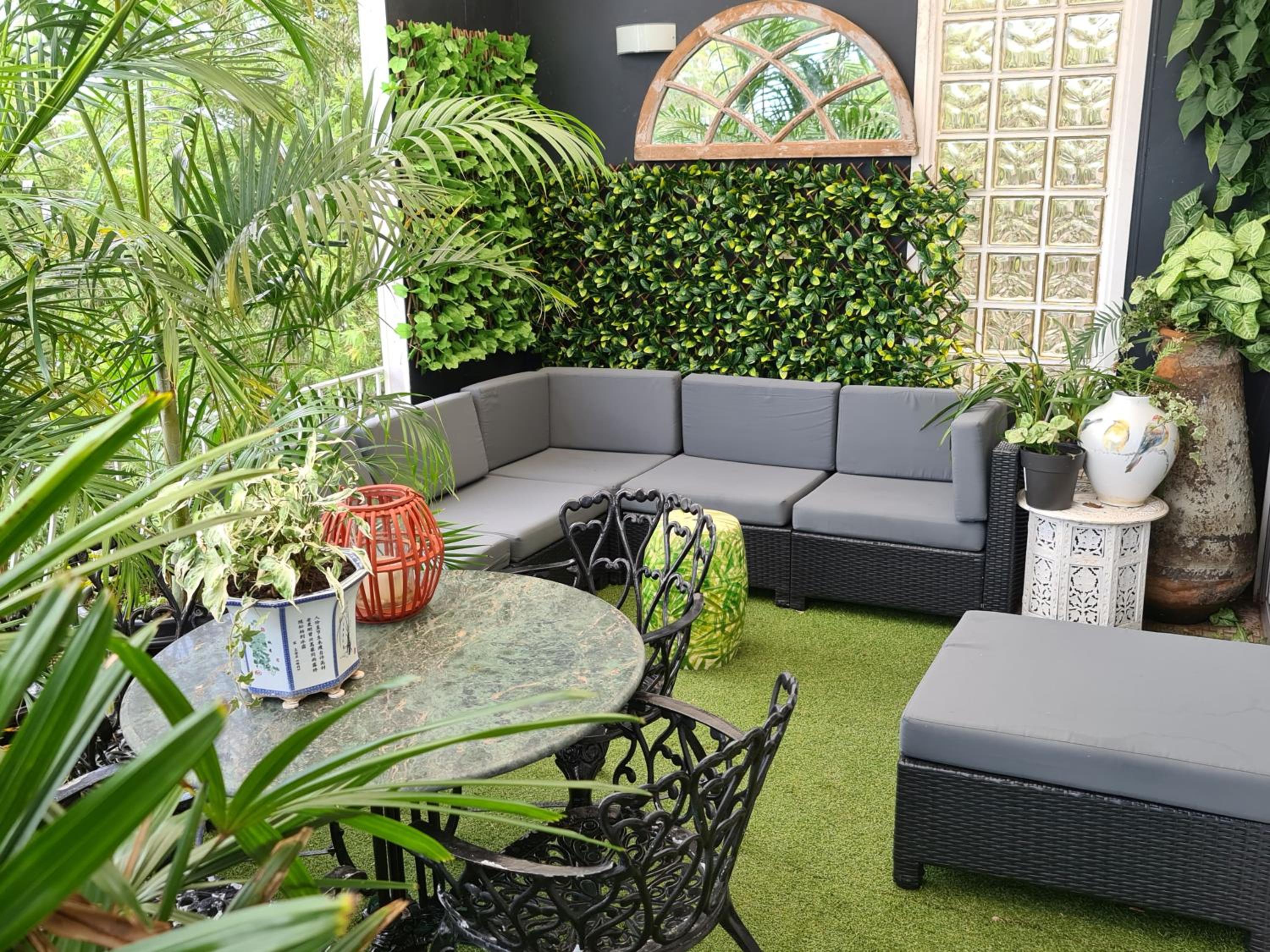 lounge
