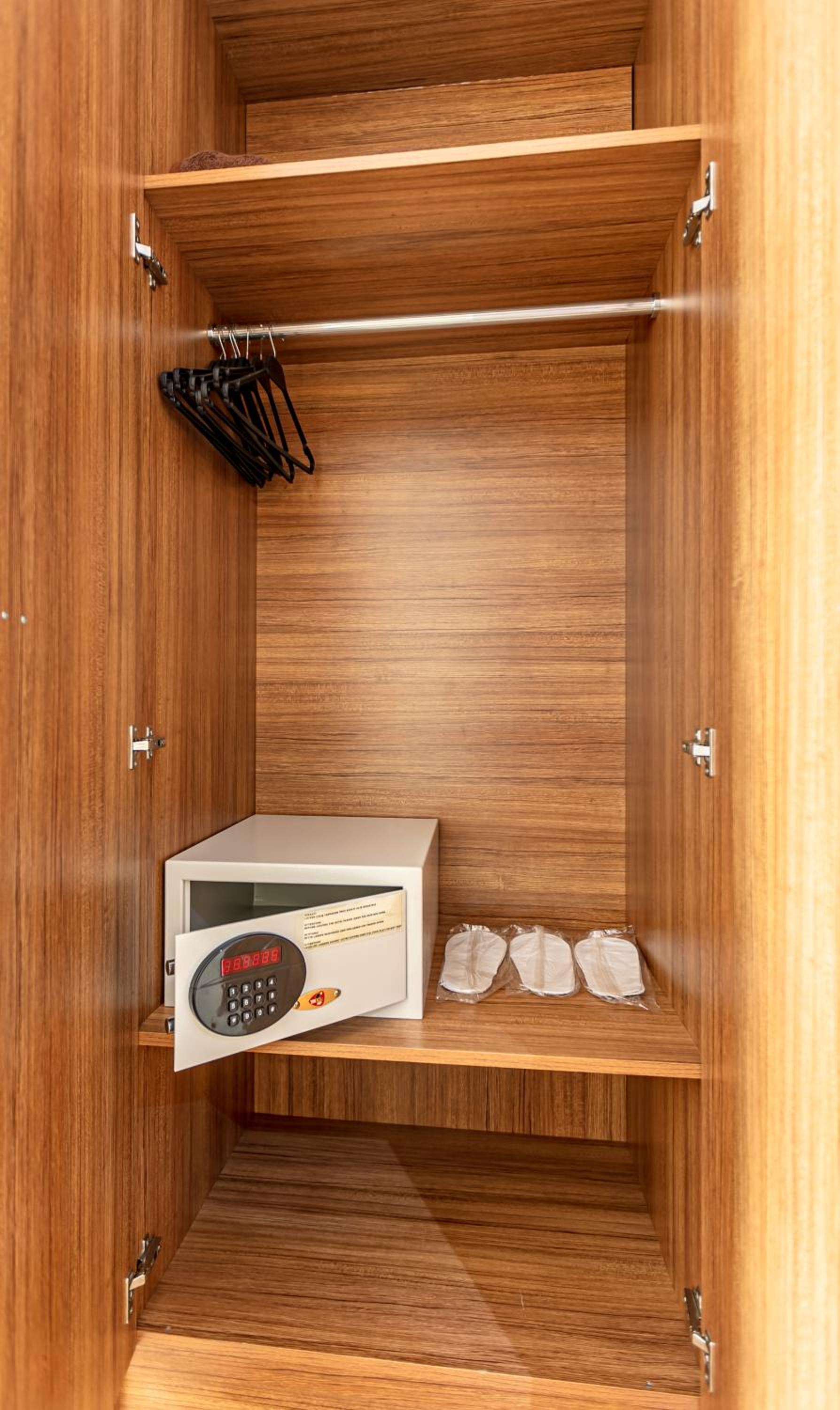 Elasophia Hotel - Image 31