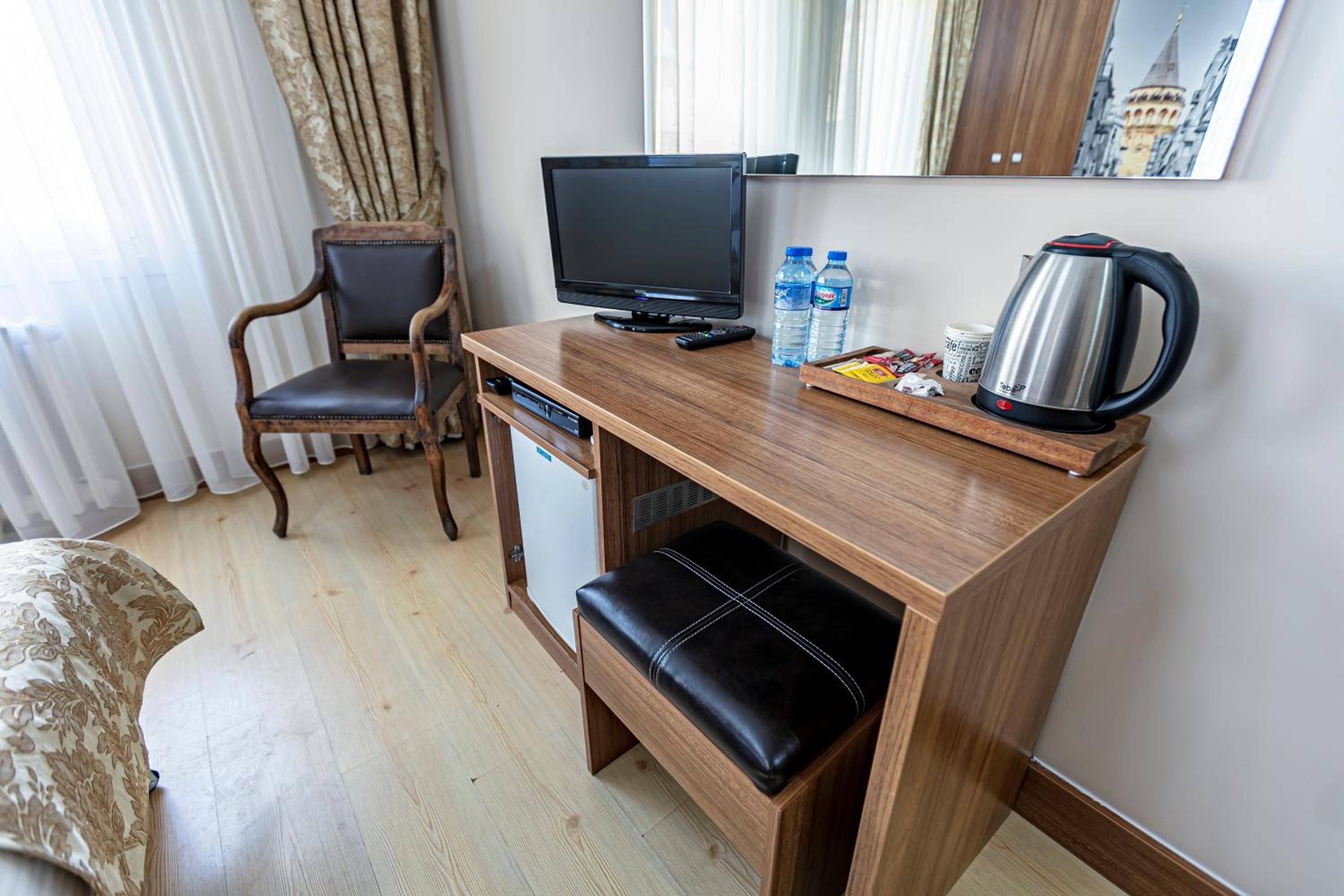 Elasophia Hotel - Image 30