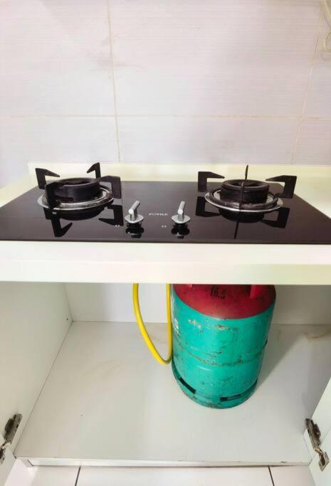 Platino 2BR Paradigm Mall Netflix Youtube BySTAY