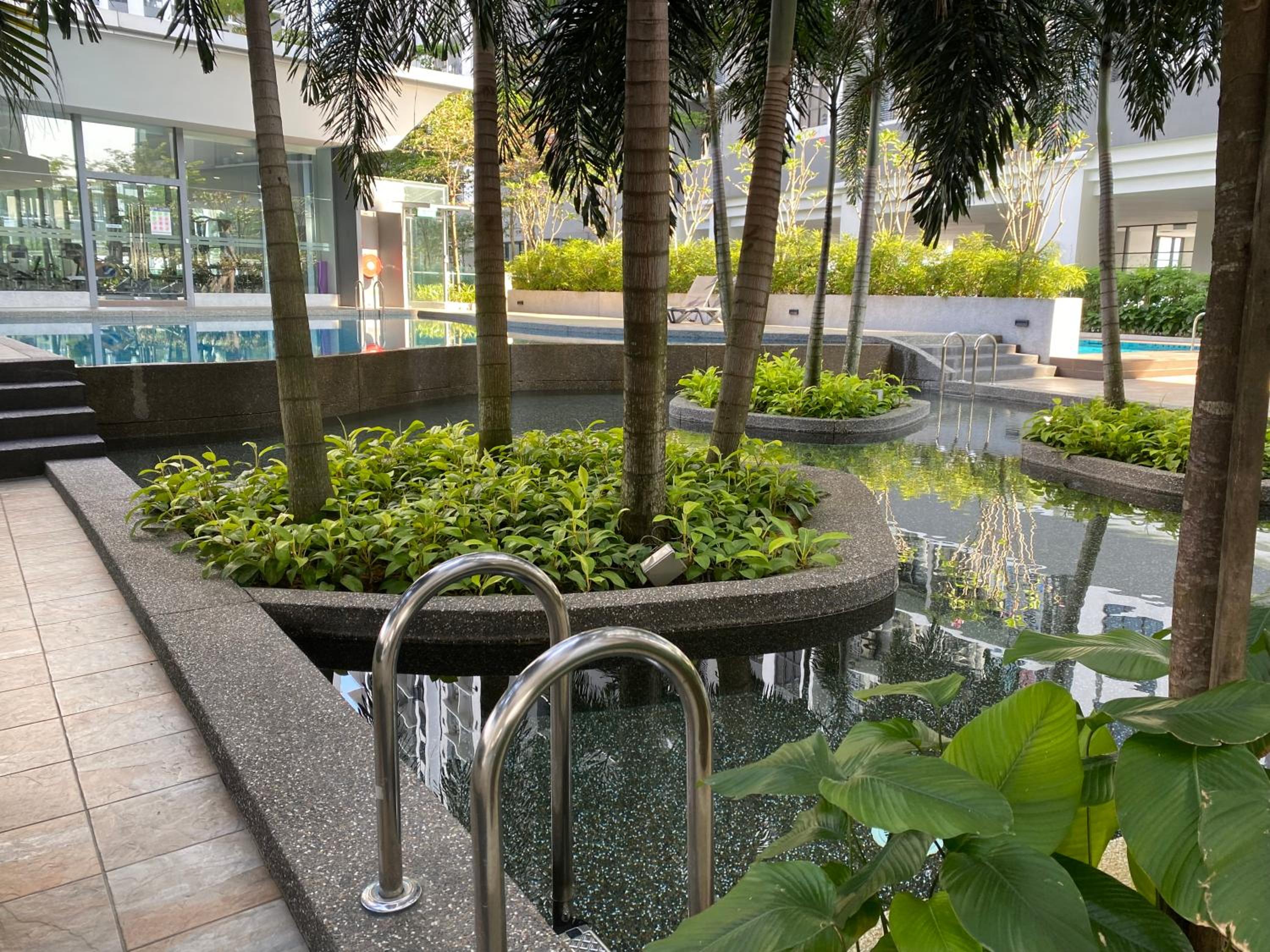 7PAX Kepong DesaPark Publika MontKiara 100Mbps