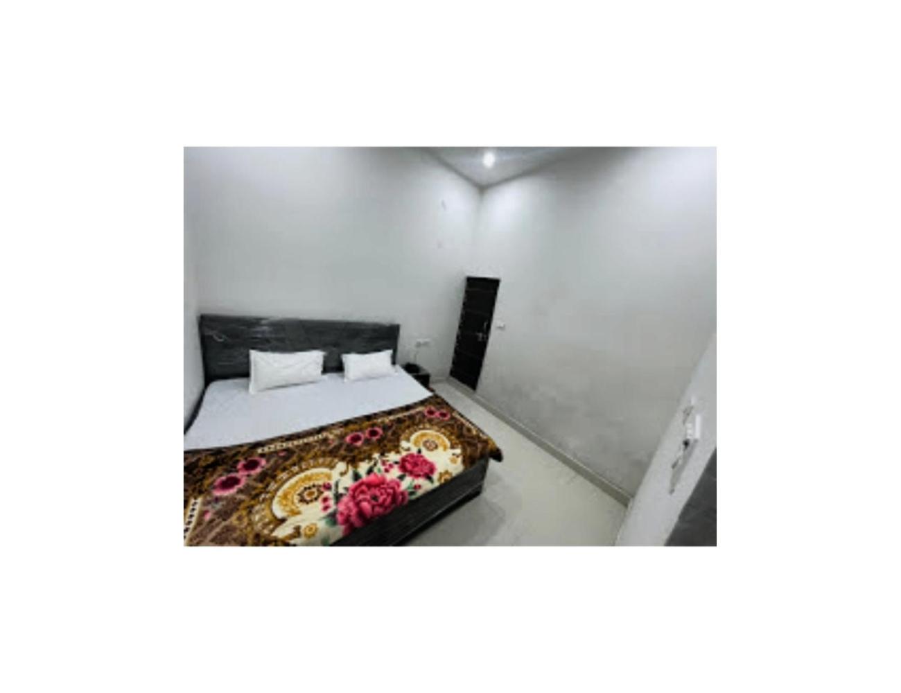 Hotel Shantah Inn, Mathura