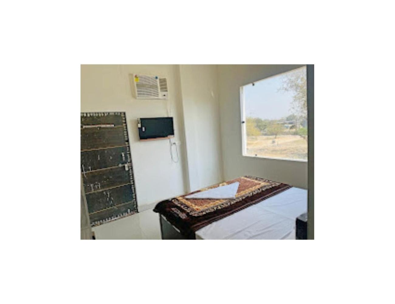 Hotel Shantah Inn, Mathura
