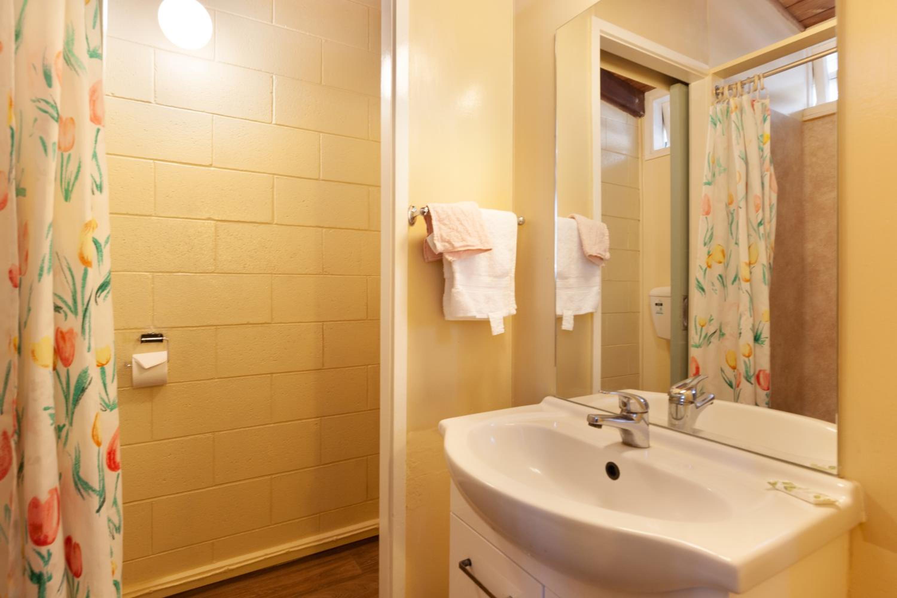 Rotorua Vacations - Aaryn Court Motel - Property Image 5