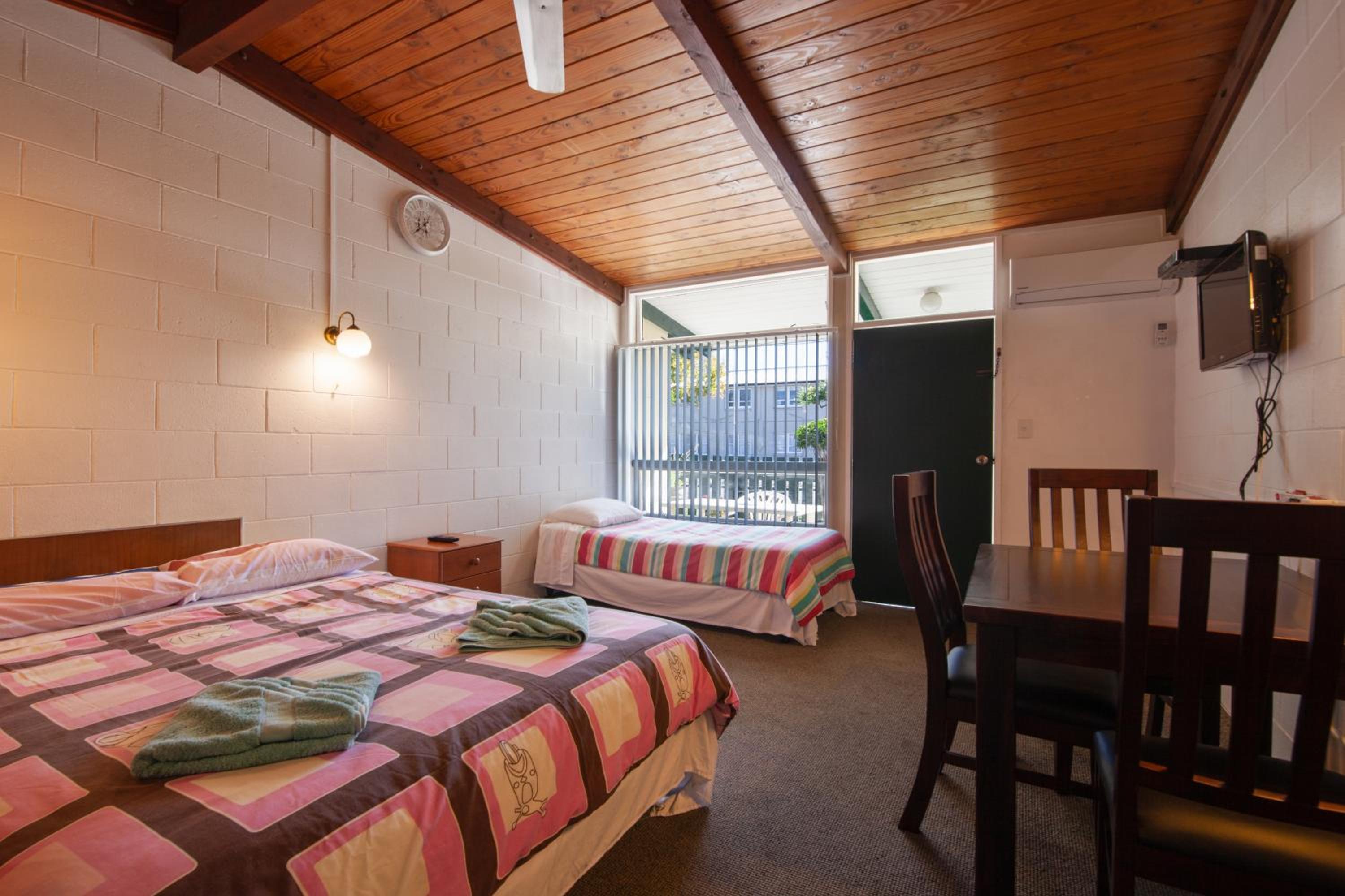 Rotorua Vacations - Aaryn Court Motel - Property Image 7