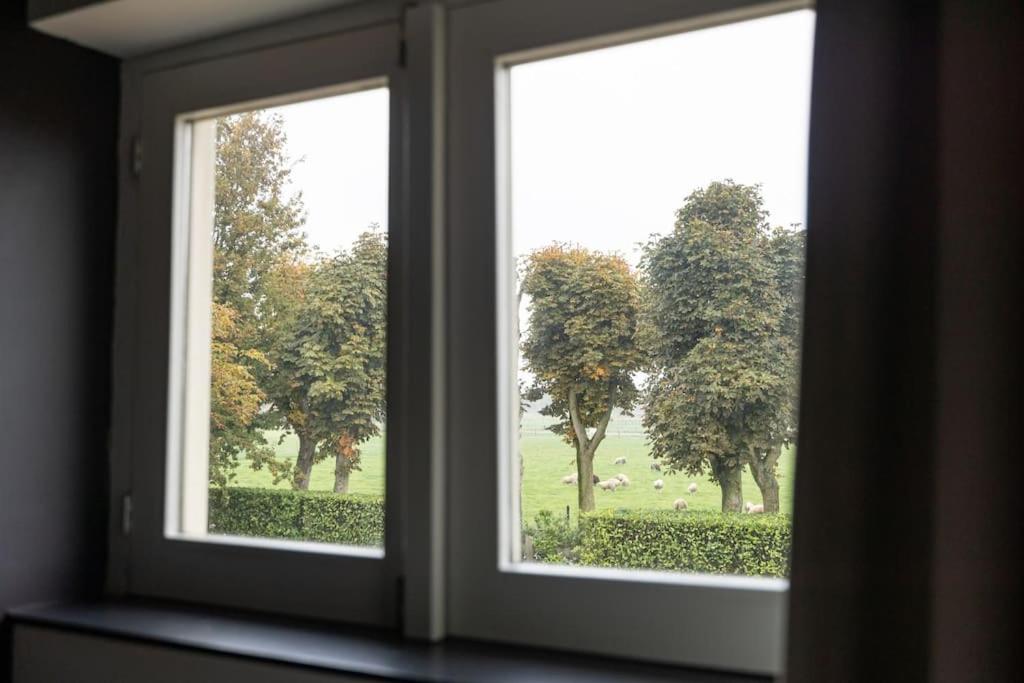 8 person apartment with heated swimmingpool Hoek van Winssen