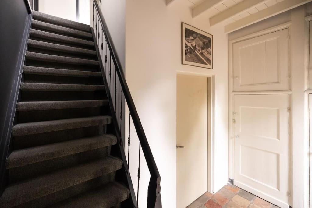 8 person apartment with heated swimmingpool Hoek van Winssen