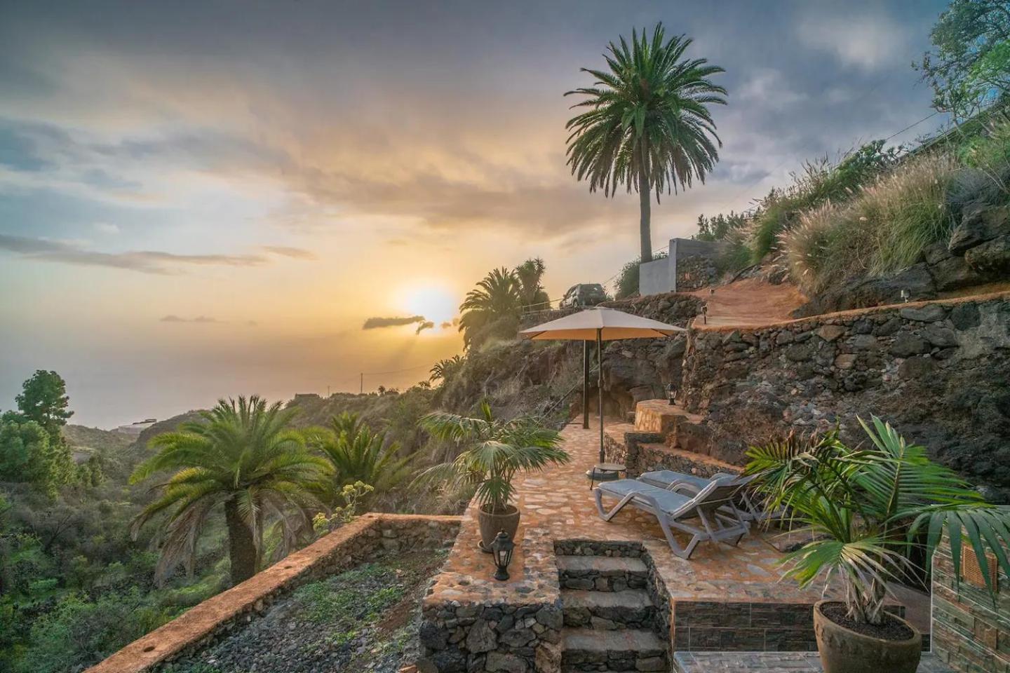 Hotel Cueva El Desvelo - Image 1