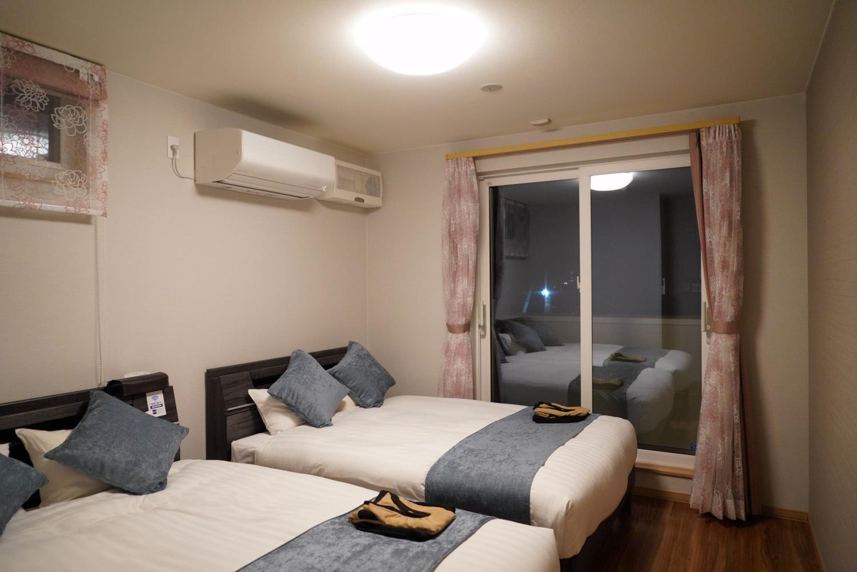 Hakodate MOTOMACHI guesthouse