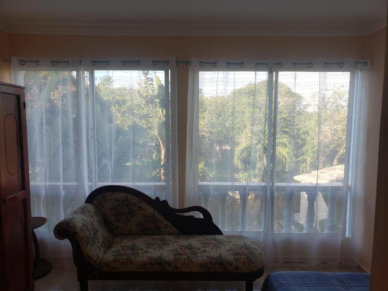 4 bedroom villa, security, private pool, ocean view