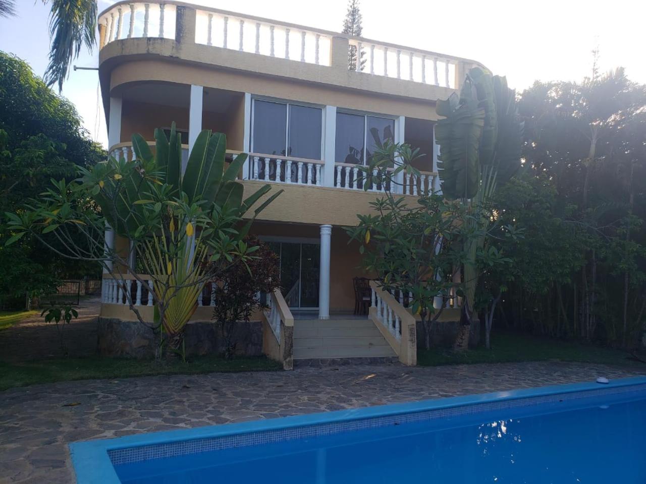 4 bedroom villa, security, private pool, ocean view