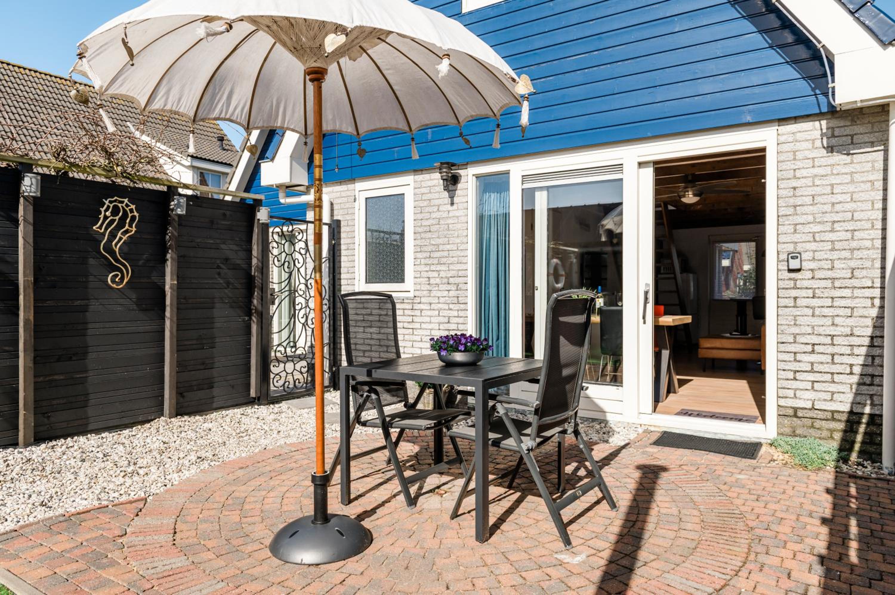 Strandhuis de Zeeparel met hottub view 3