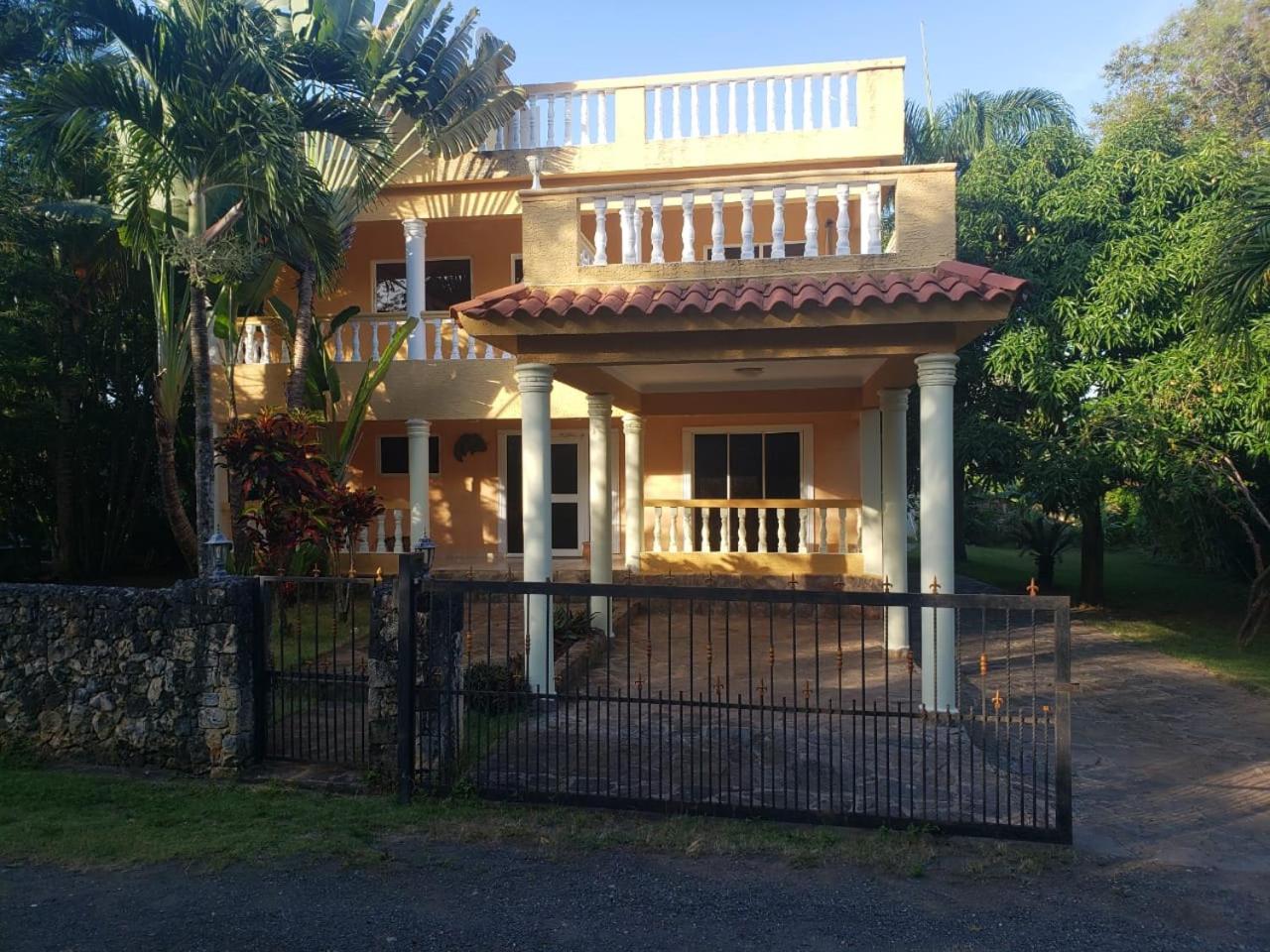4 bedroom villa, security, private pool, ocean view