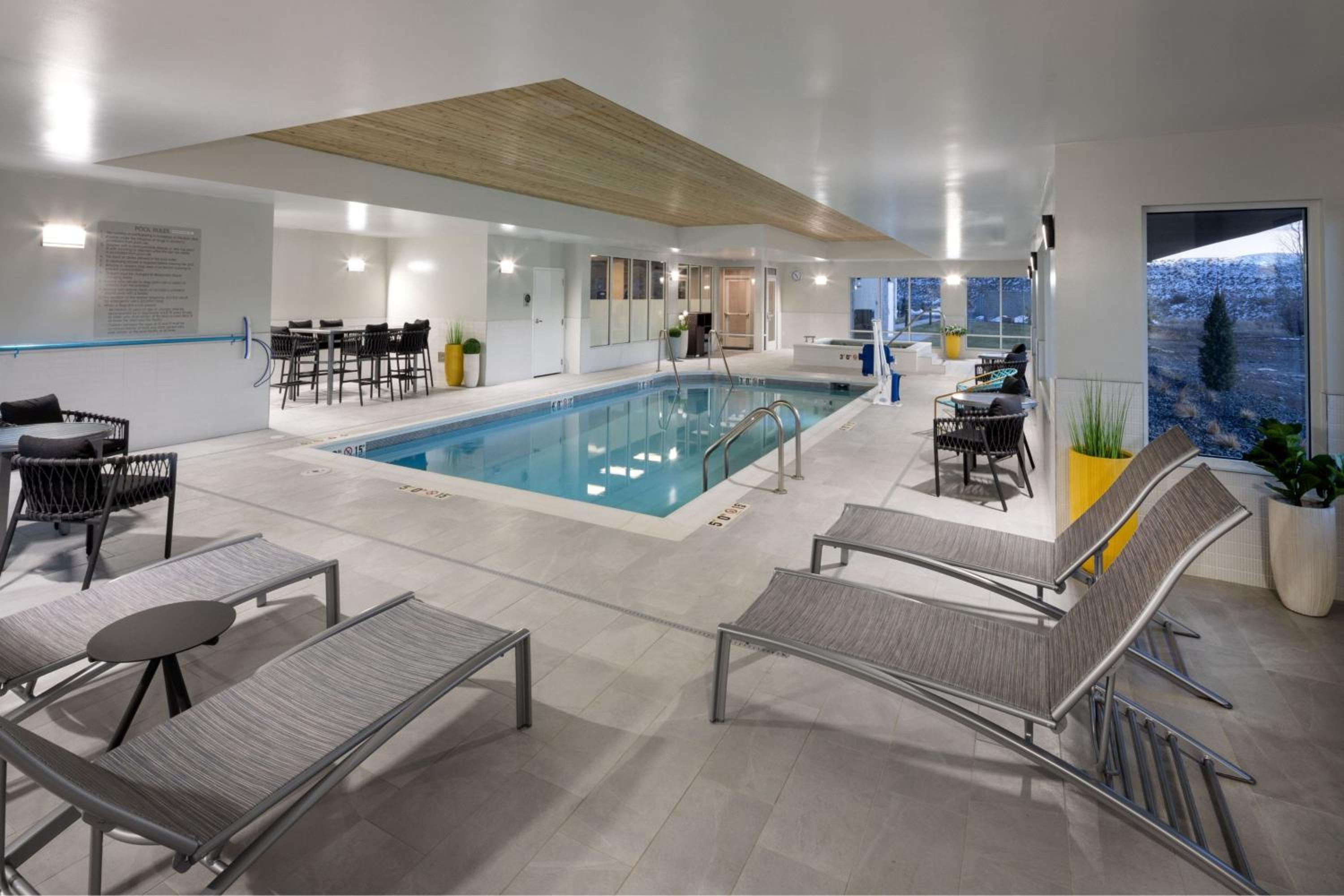 Ellensburg Vacations - TownePlace Suites by Marriott Ellensburg - Property Image 2