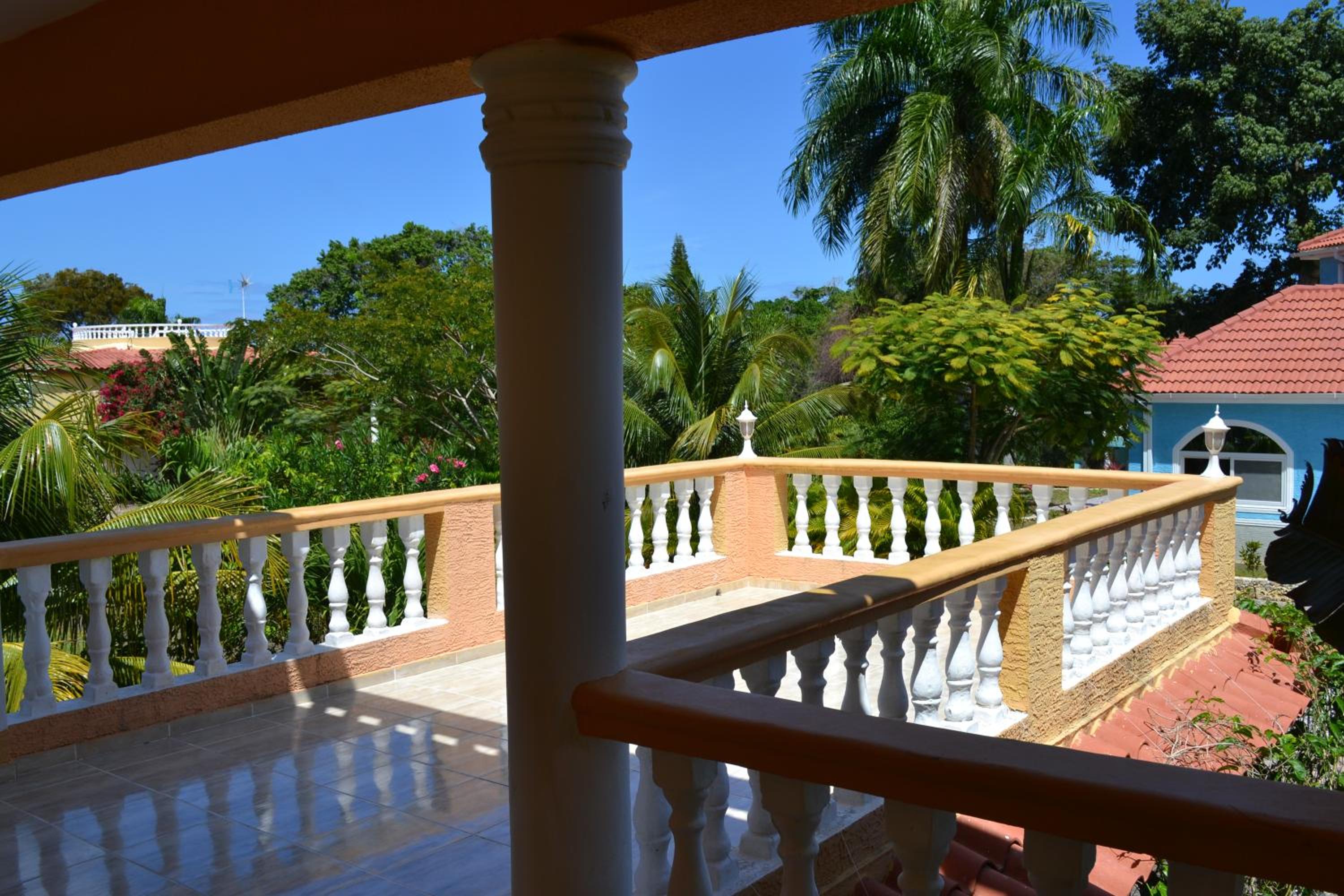 4 bedroom villa, security, private pool, ocean view