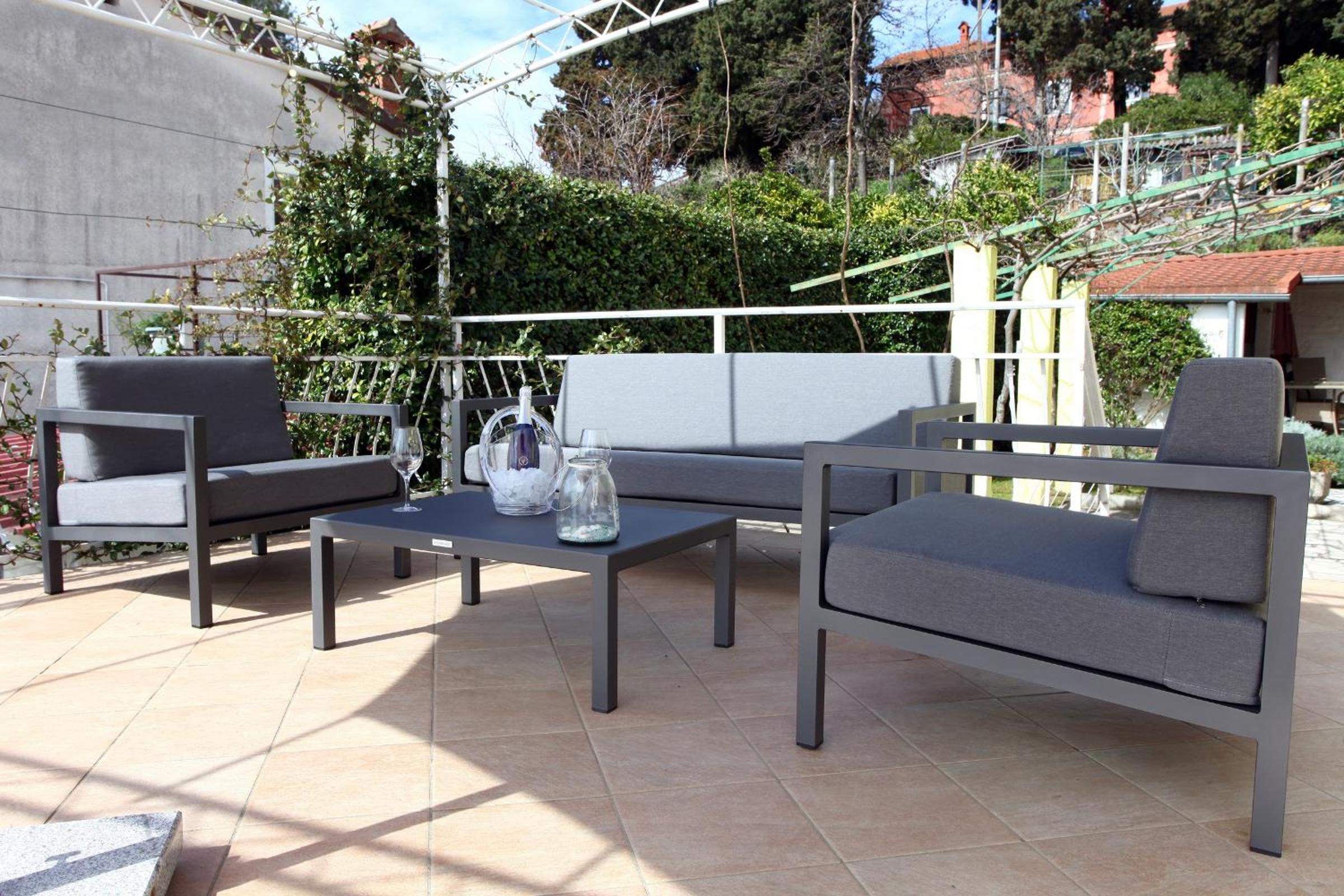 Elegant Apartments BOP view 4