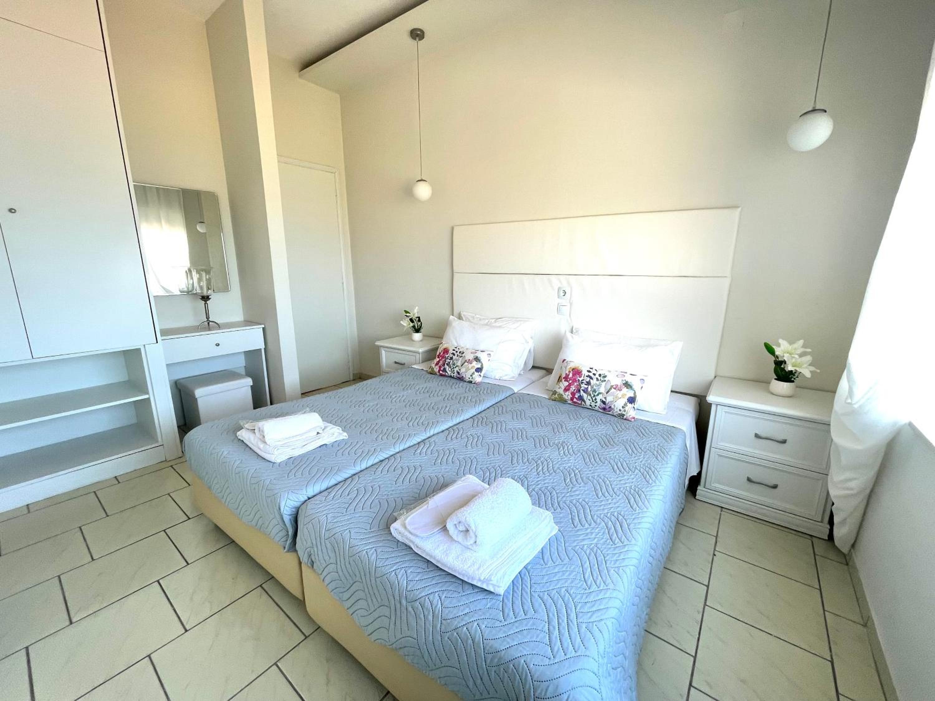 Sea View Apts & Suites by Pachiplex photo 4