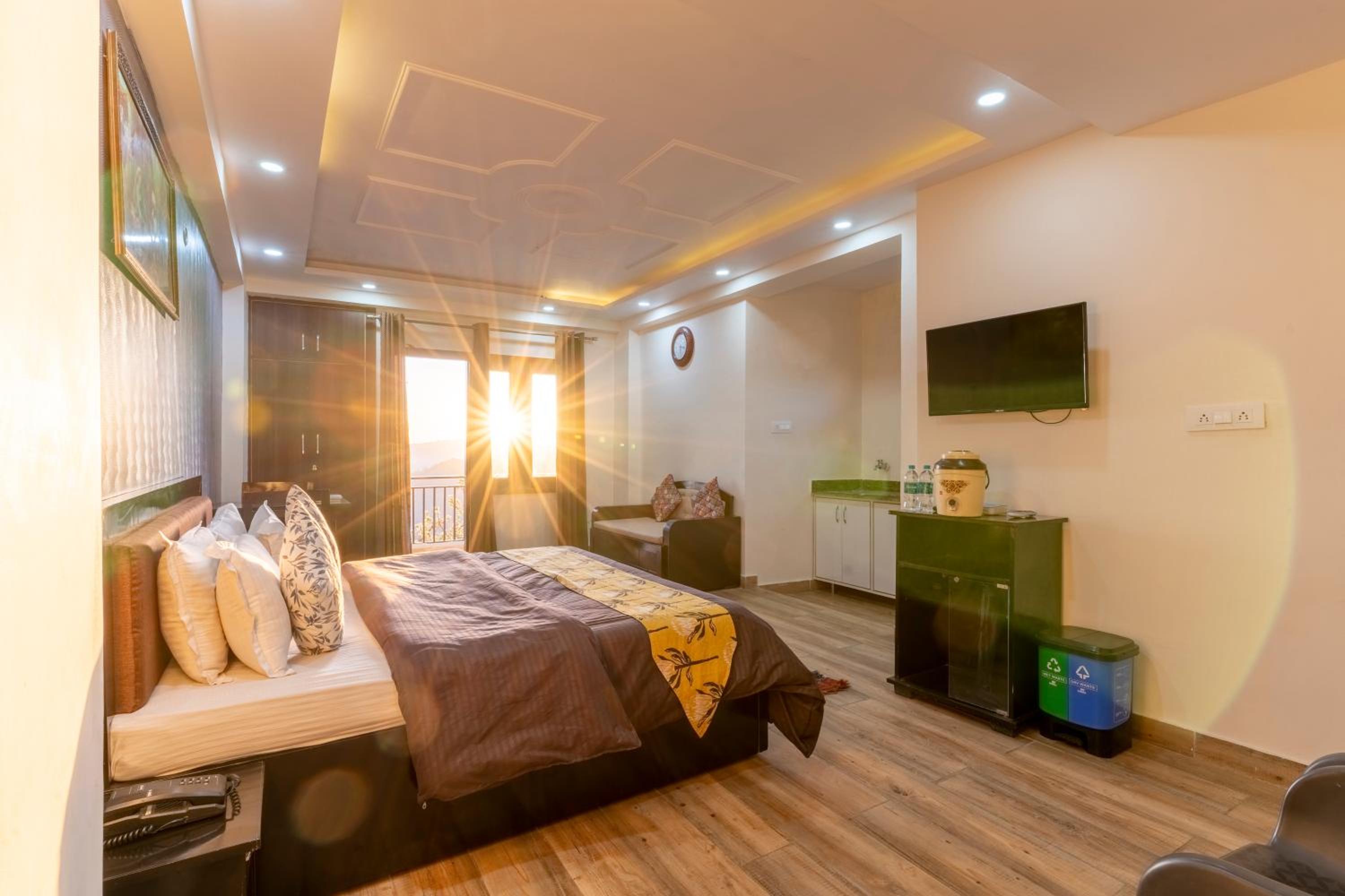 Viable Inn , Mukteshwar - Himalayan View view 5