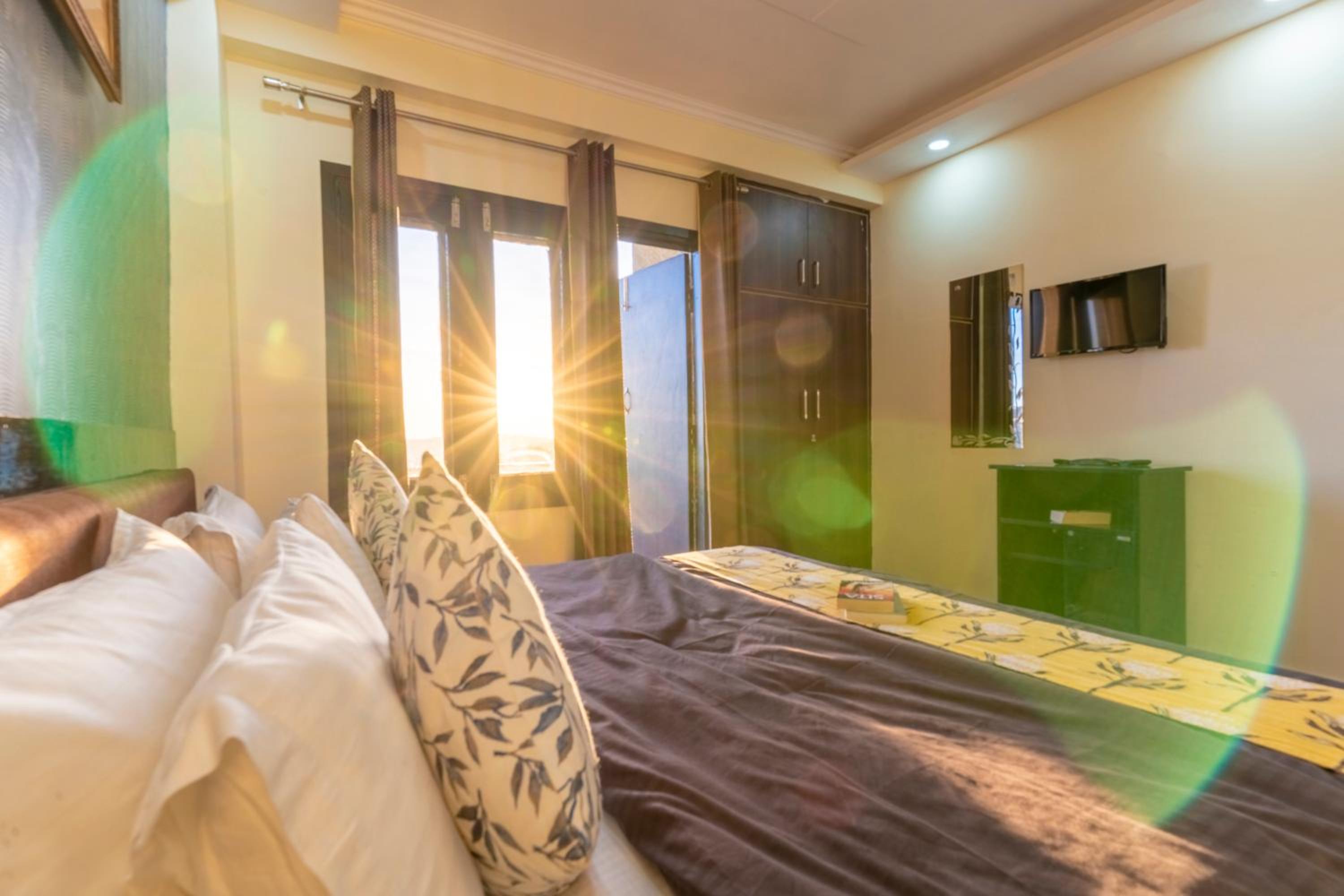 Viable Inn , Mukteshwar - Himalayan View view 4