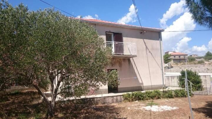 Apartments Ljilja