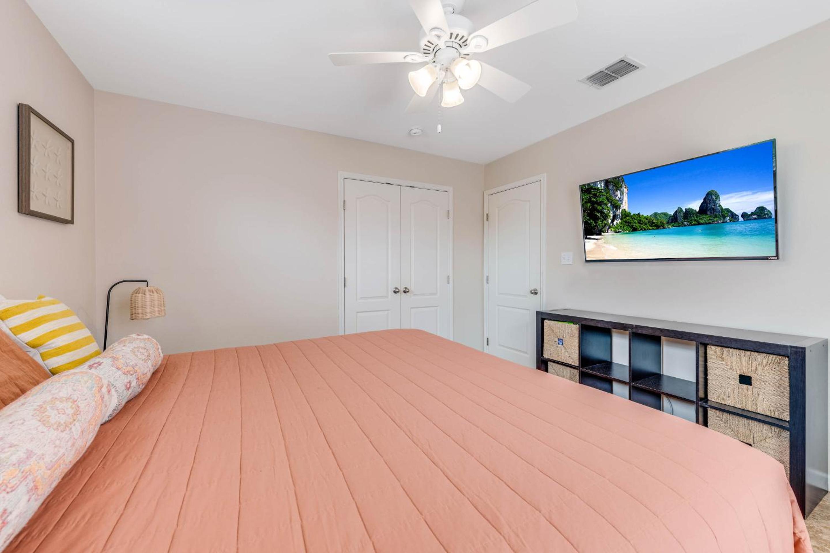 Blue Fin - Beach House view 3