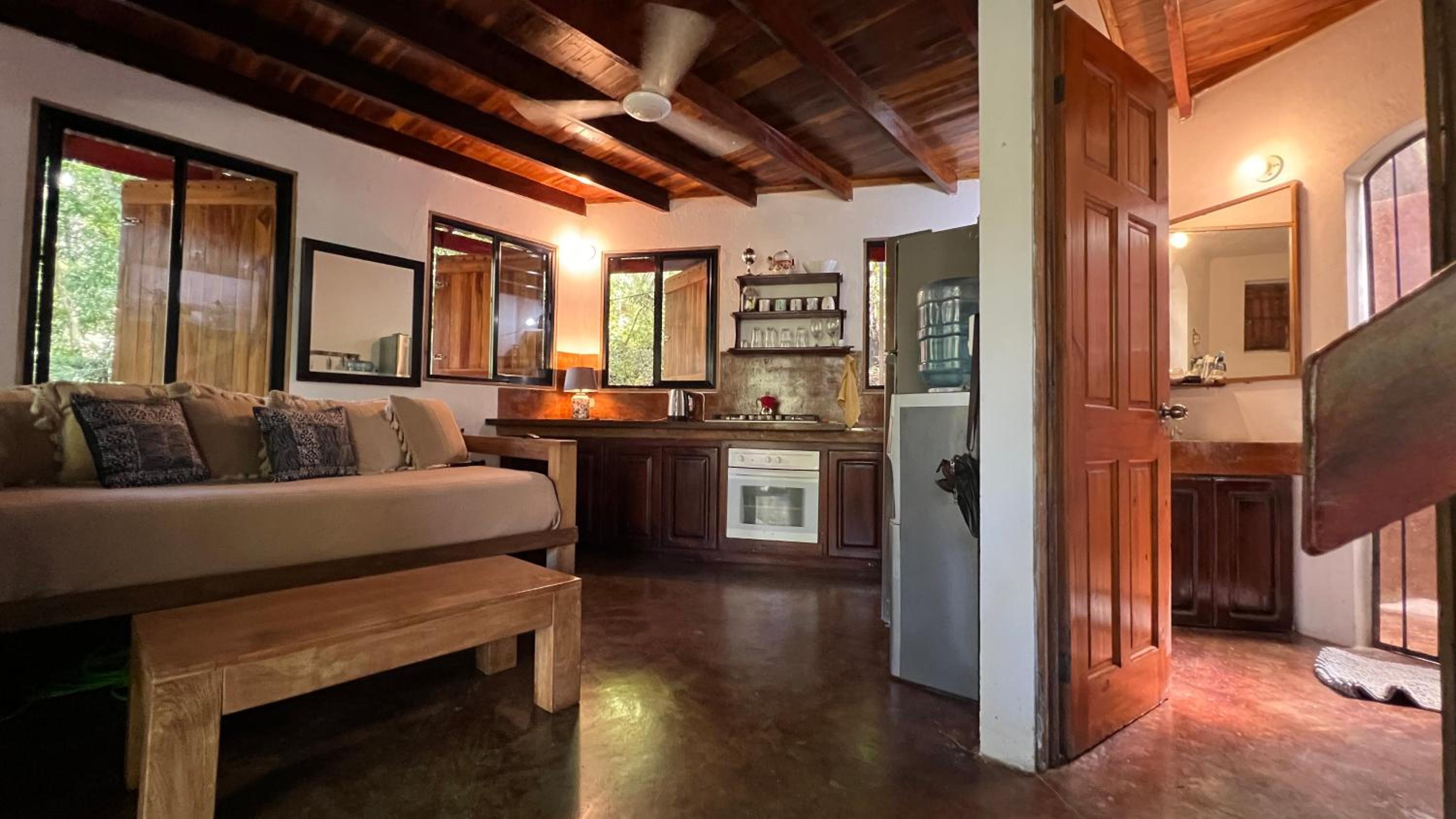 Pochote Jungle House