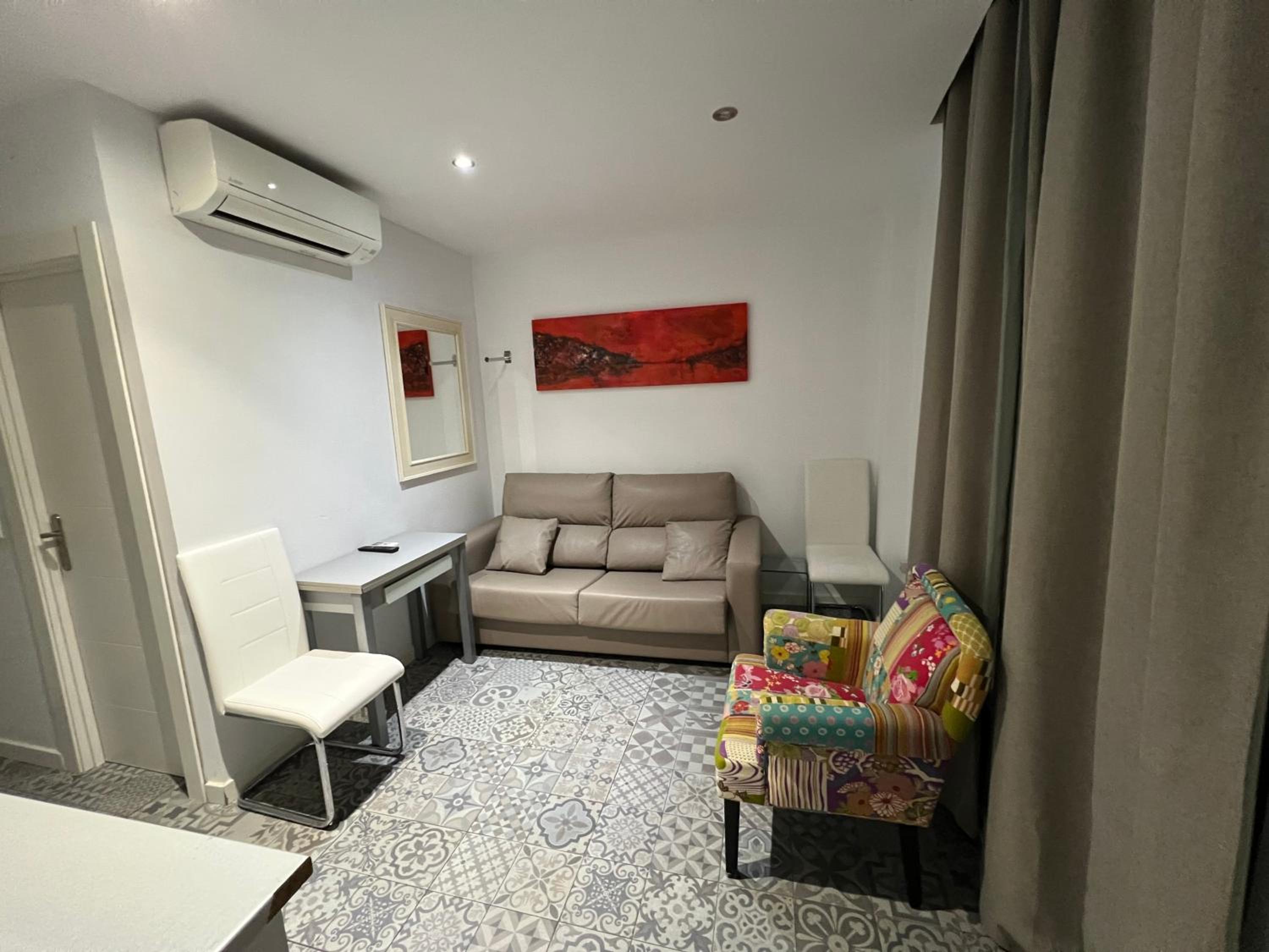 Apartamentos Royal Urban Granada