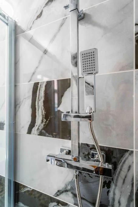 Beautiful flat with free parking
