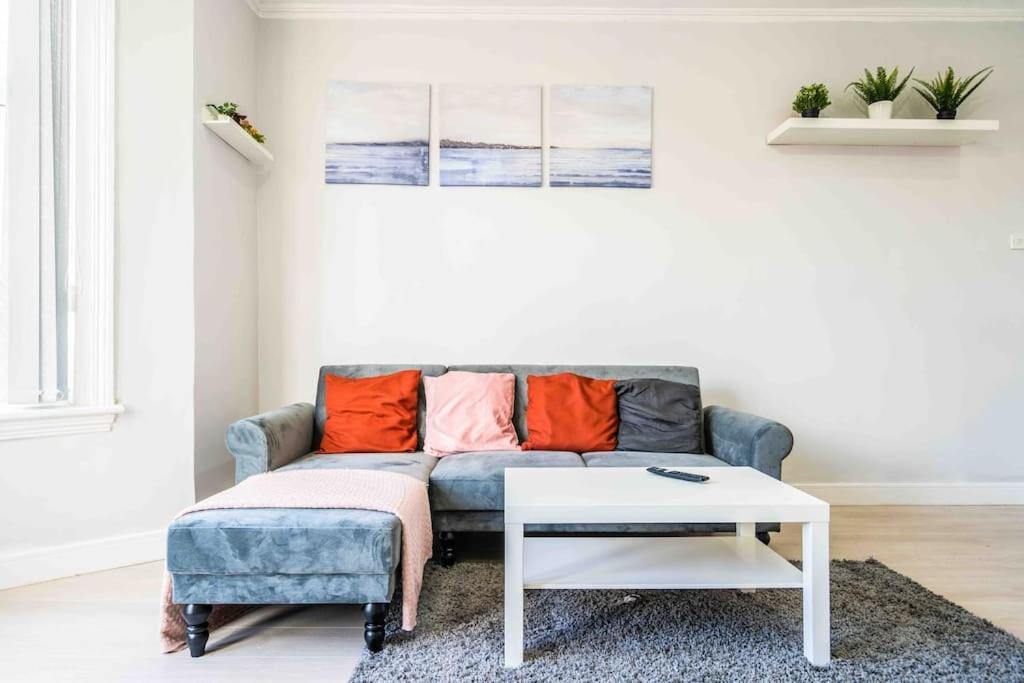 Beautiful flat with free parking
