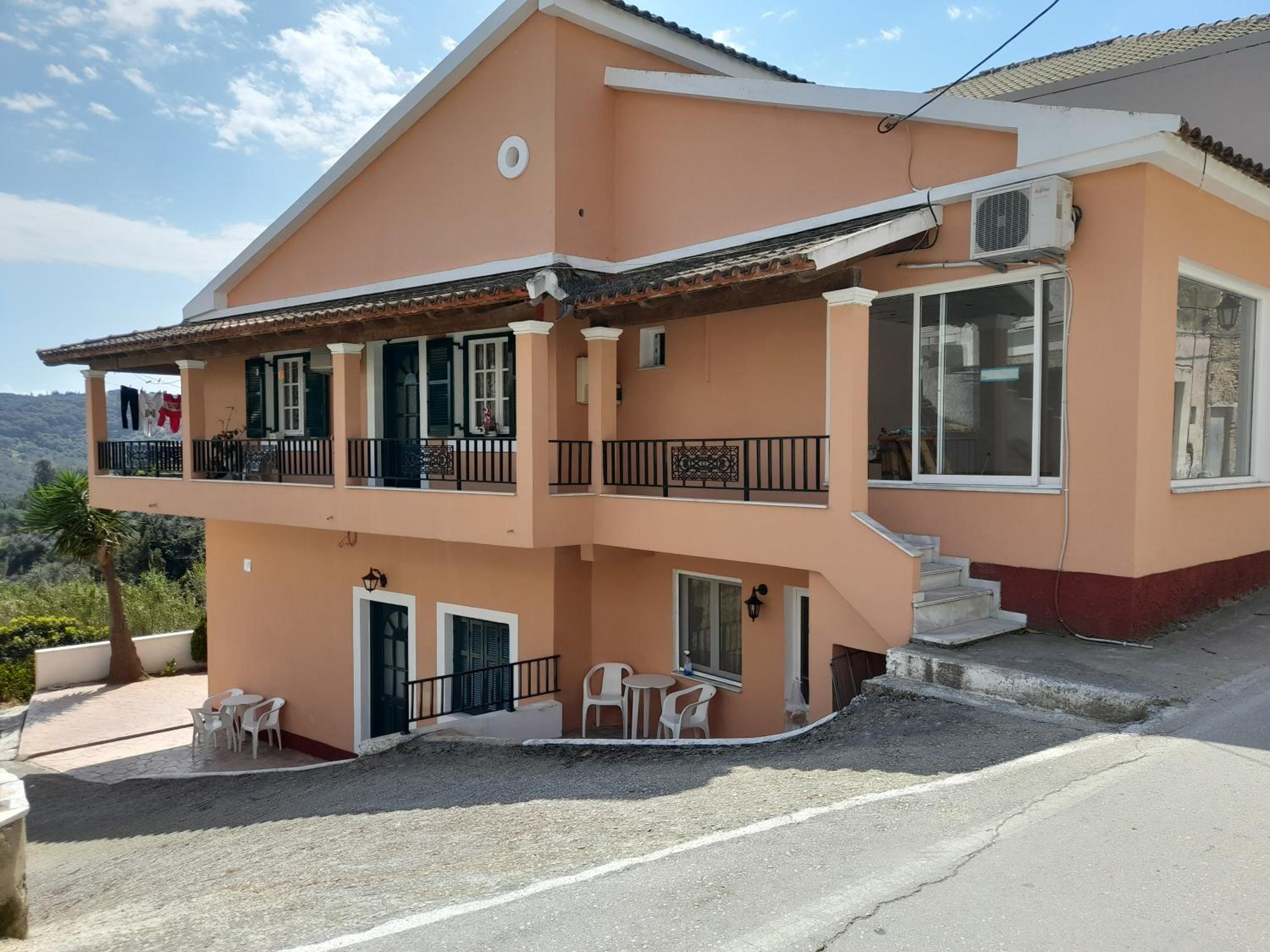 Alexandros Apartment