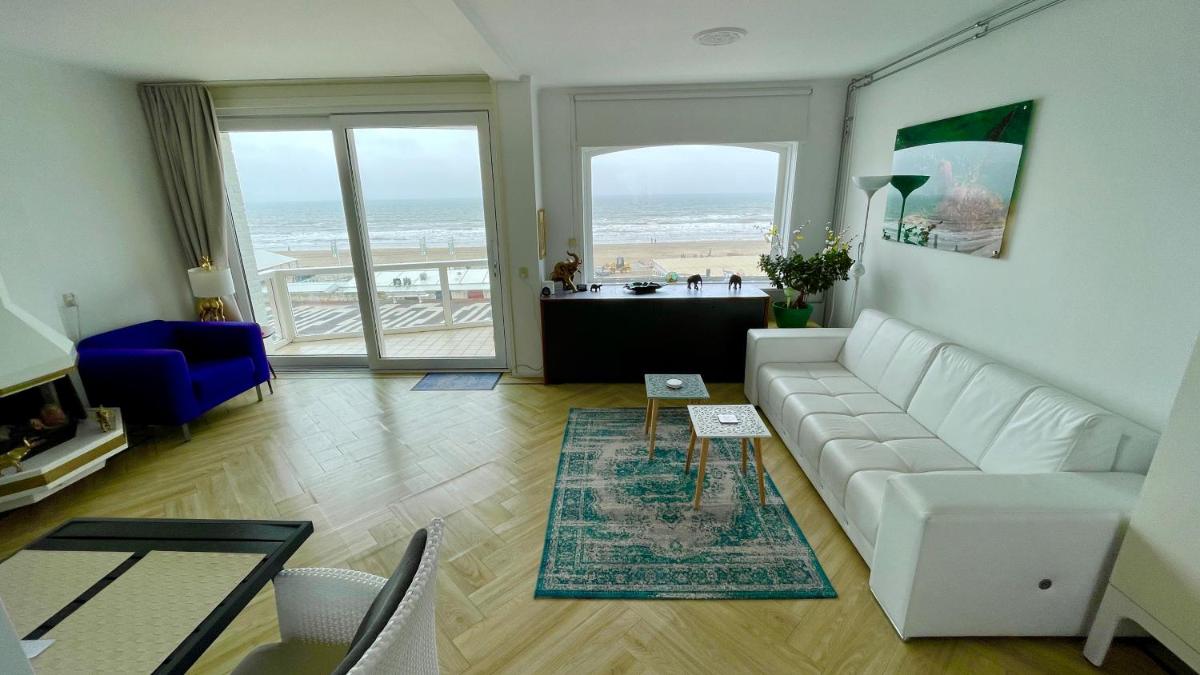 Beach Apartments Seaview Plus Parking view 2