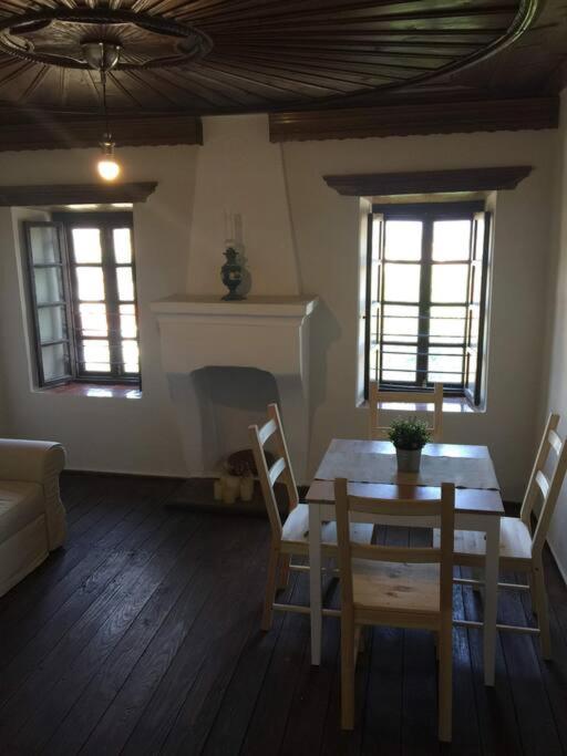 Traditional House/Great View view 5