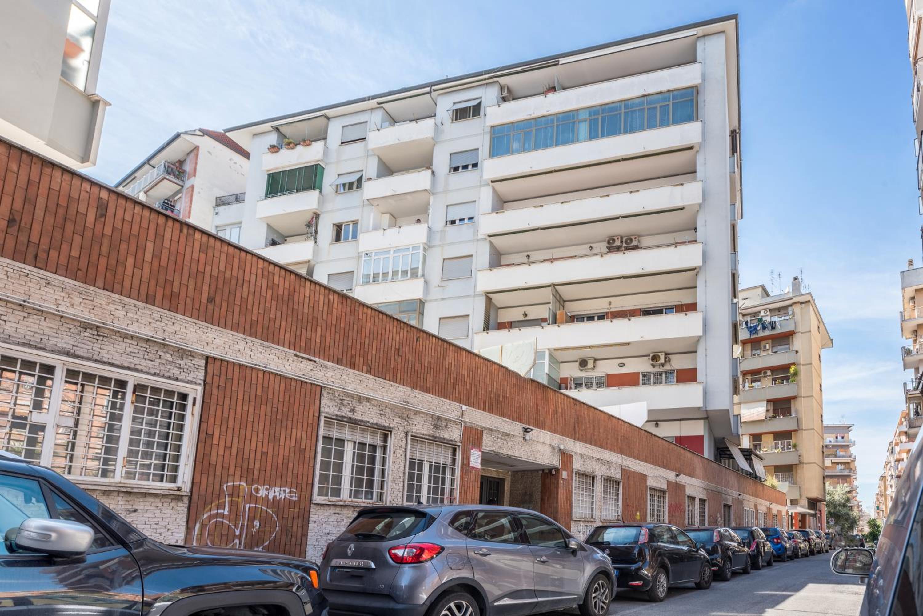 Cinecittà Gem Flat with Veranda