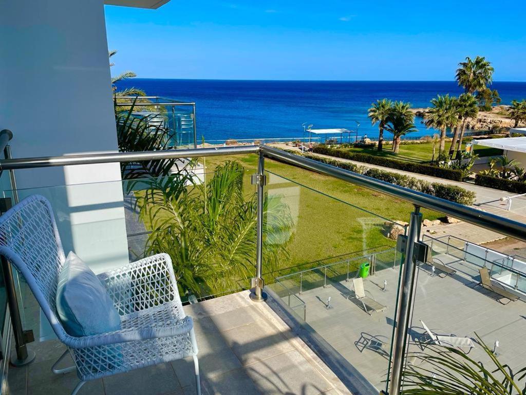MagesticView seafront apartment