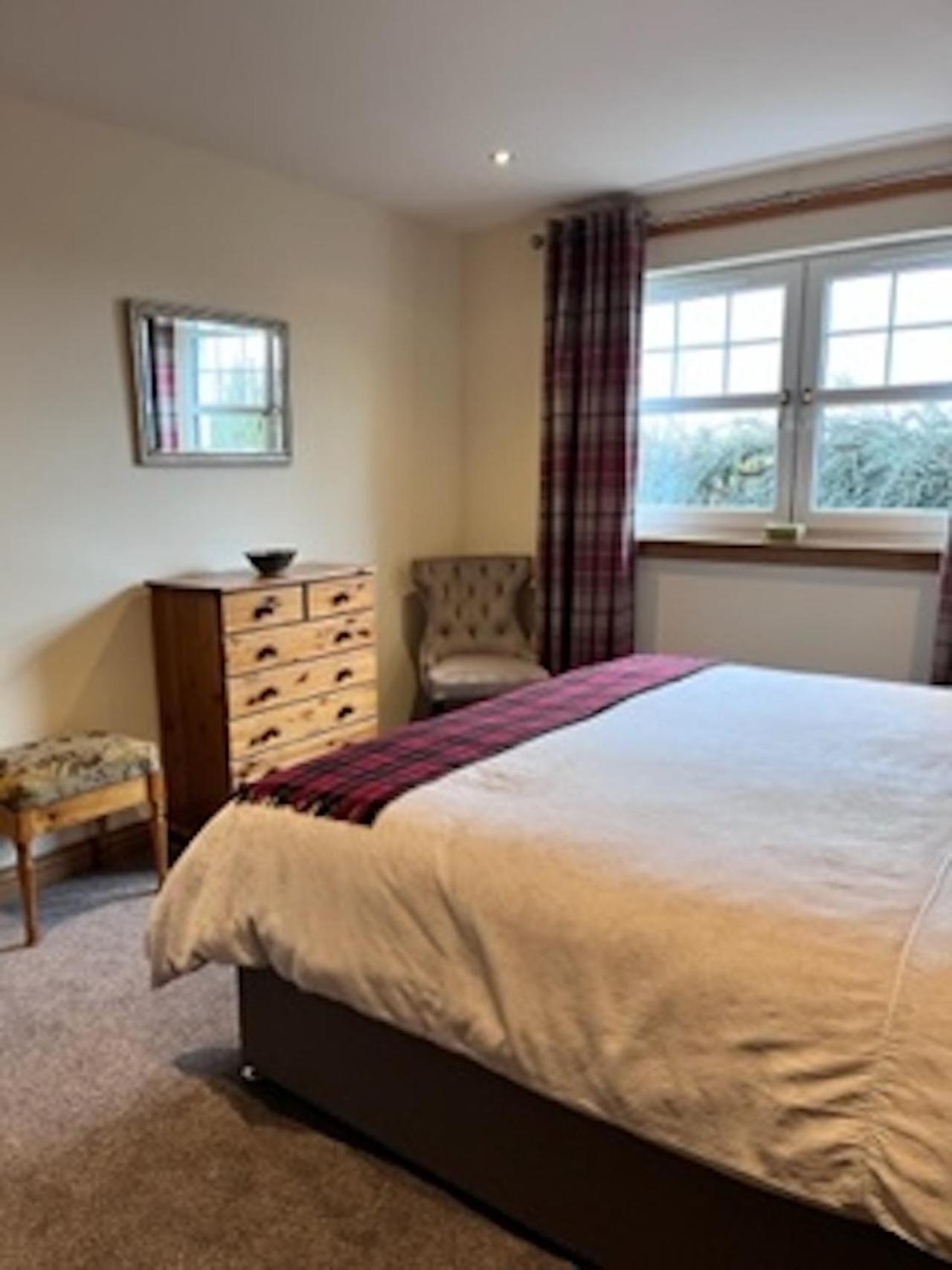 Pinewood Country House