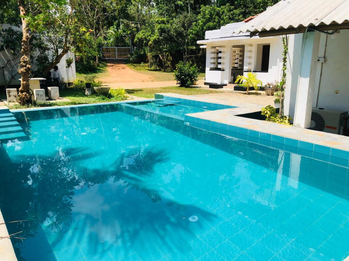 Cinnamon Estate Villa view 5