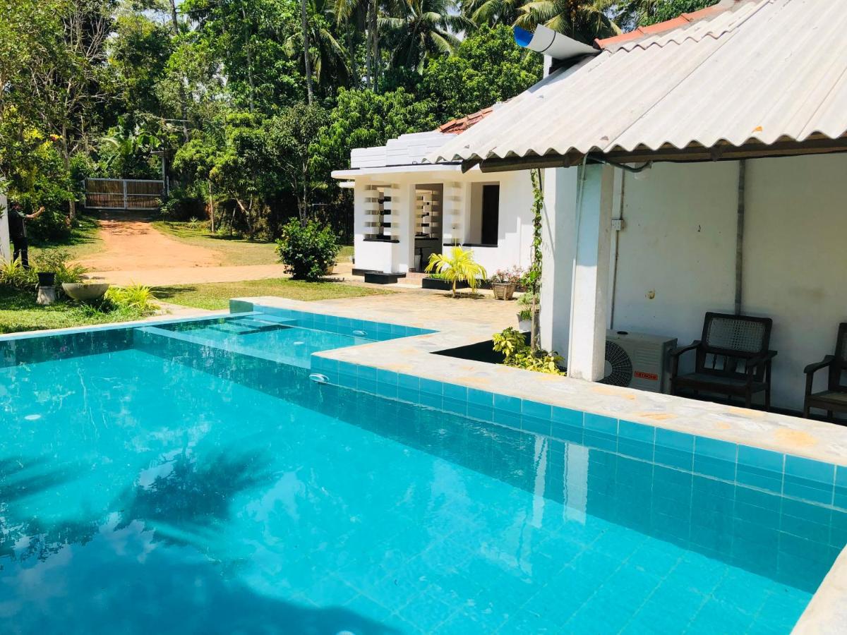 Cinnamon Estate Villa view 4