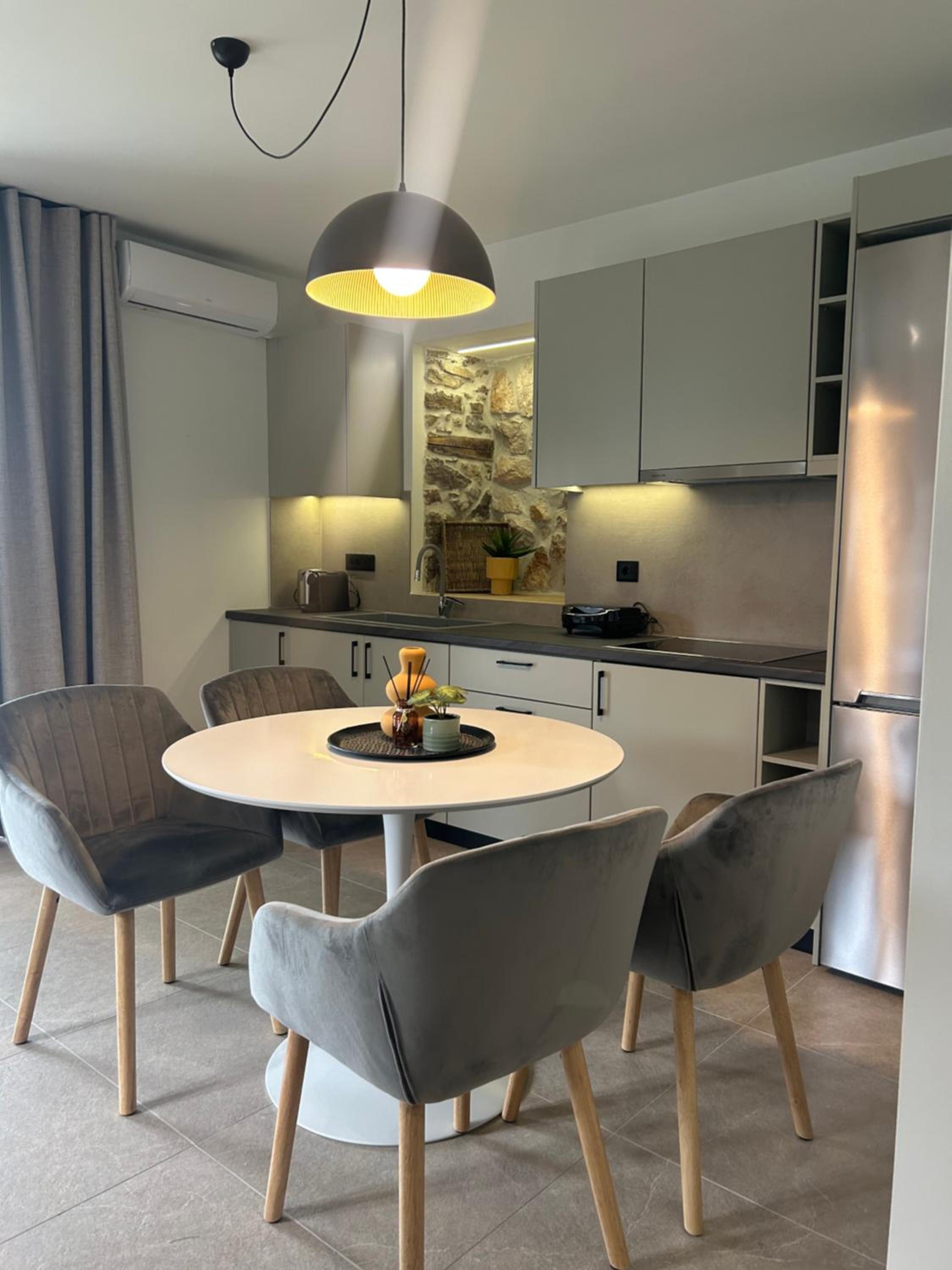 Piedra Luxury Apartments