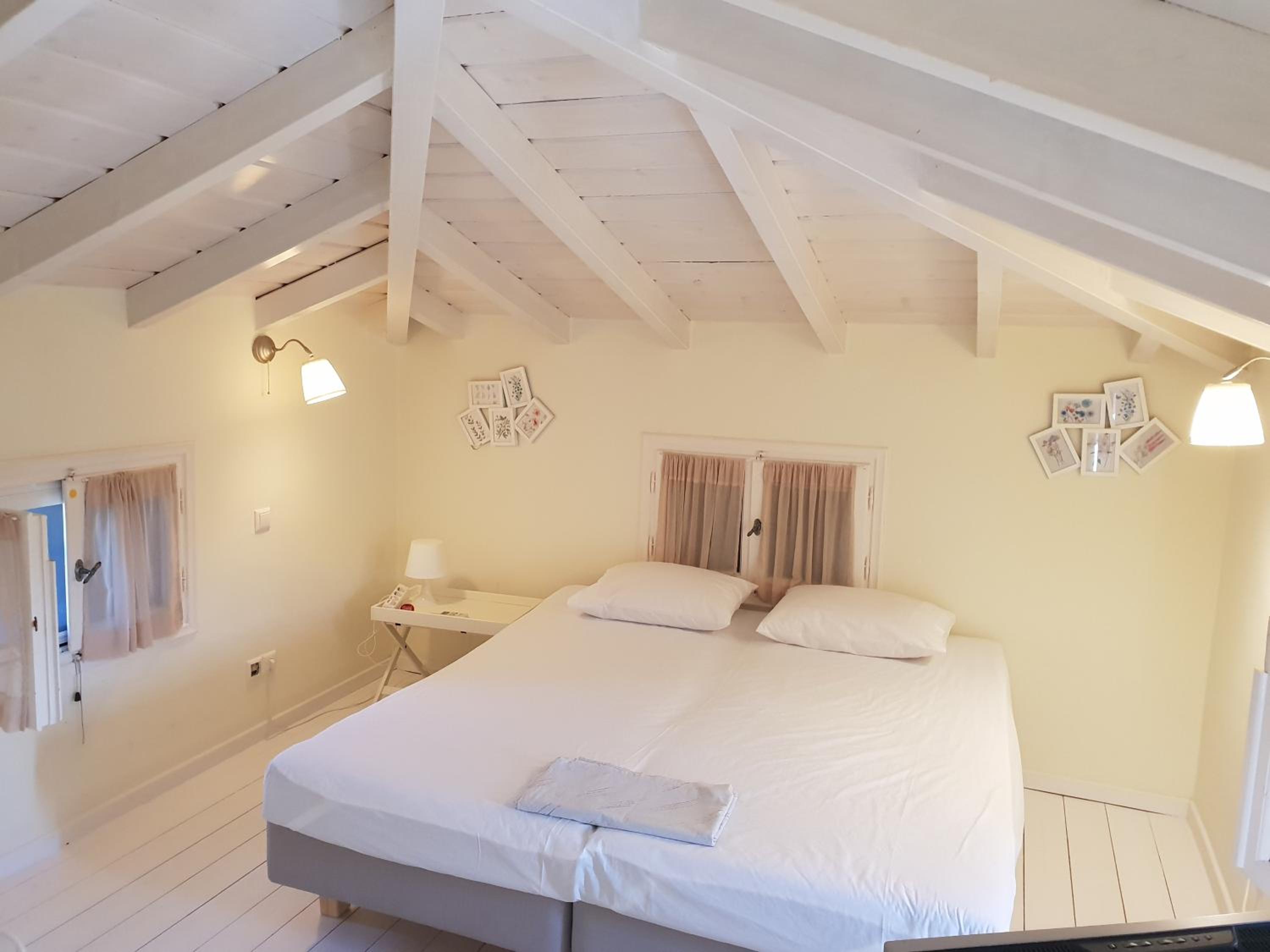 Private Swimmingpool in Cottage