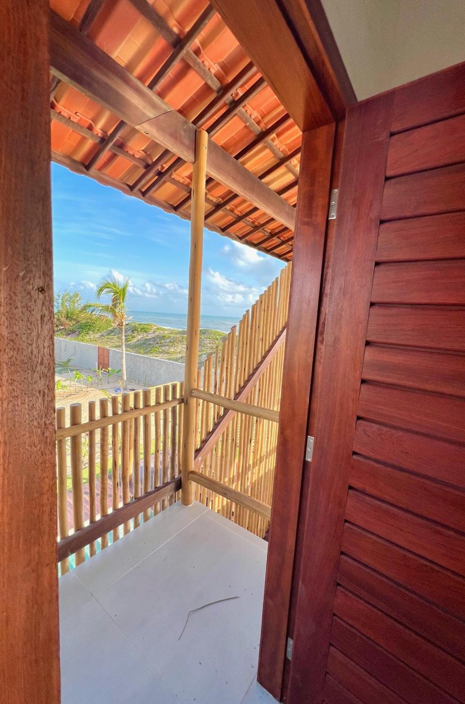 MONKEY BEACH HOUSE BRAZIL