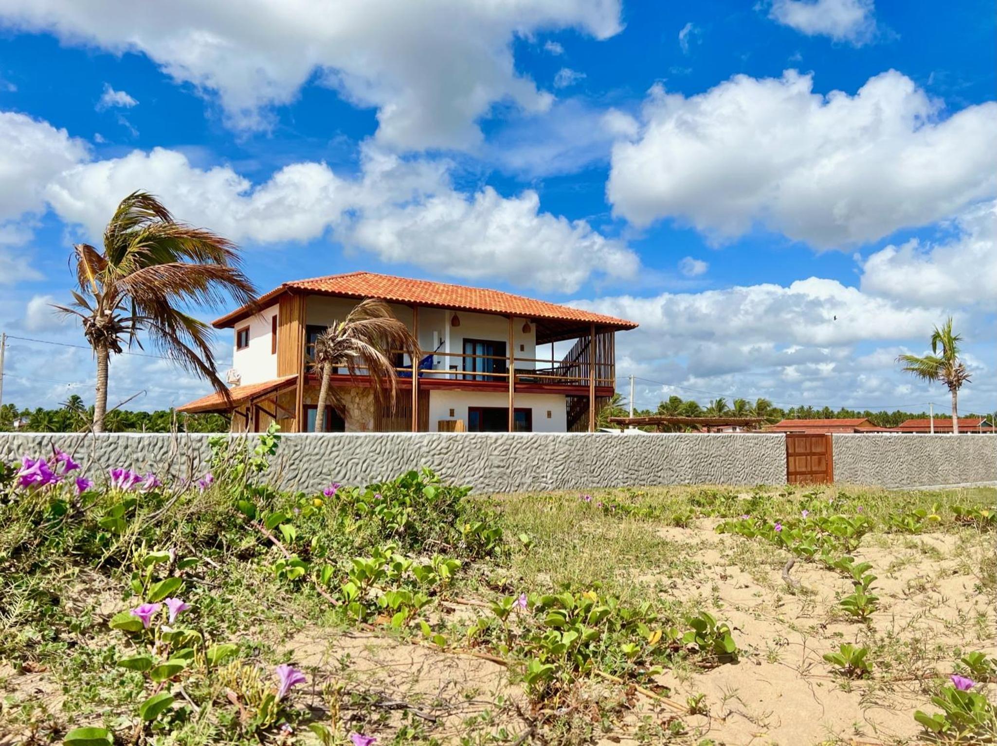 MONKEY BEACH HOUSE BRAZIL