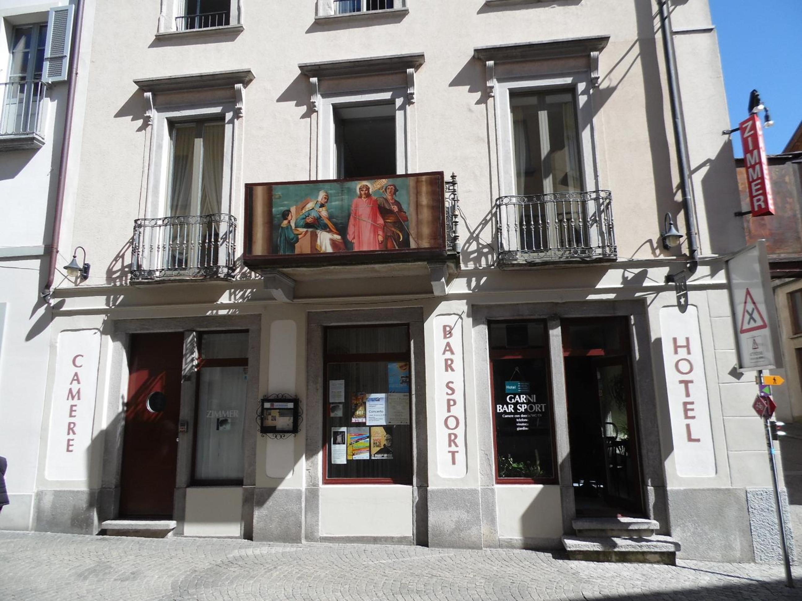 Hotel Garni Bar Sport - Image 1