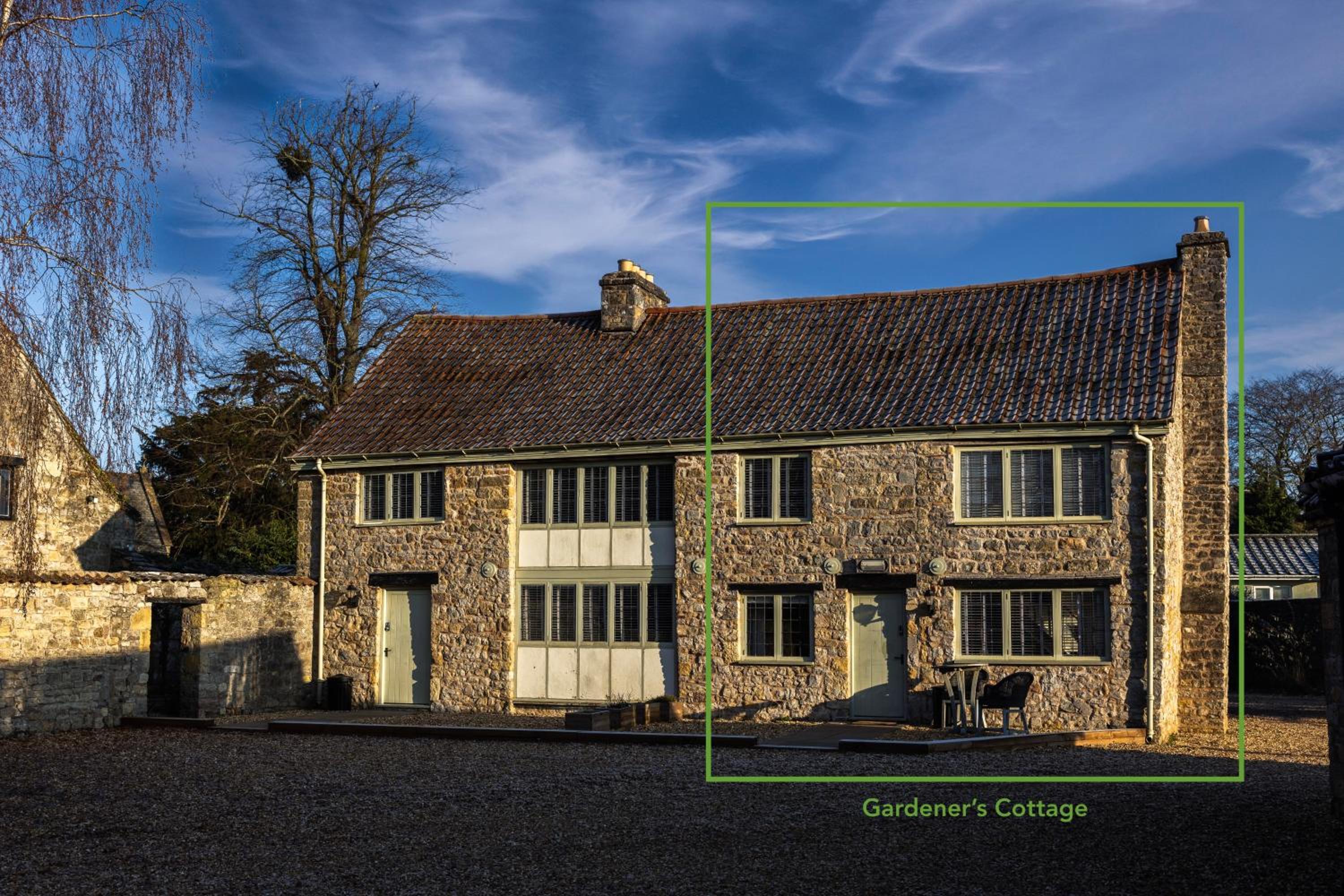 Gardener's Cottage at Mathern Palace view 4