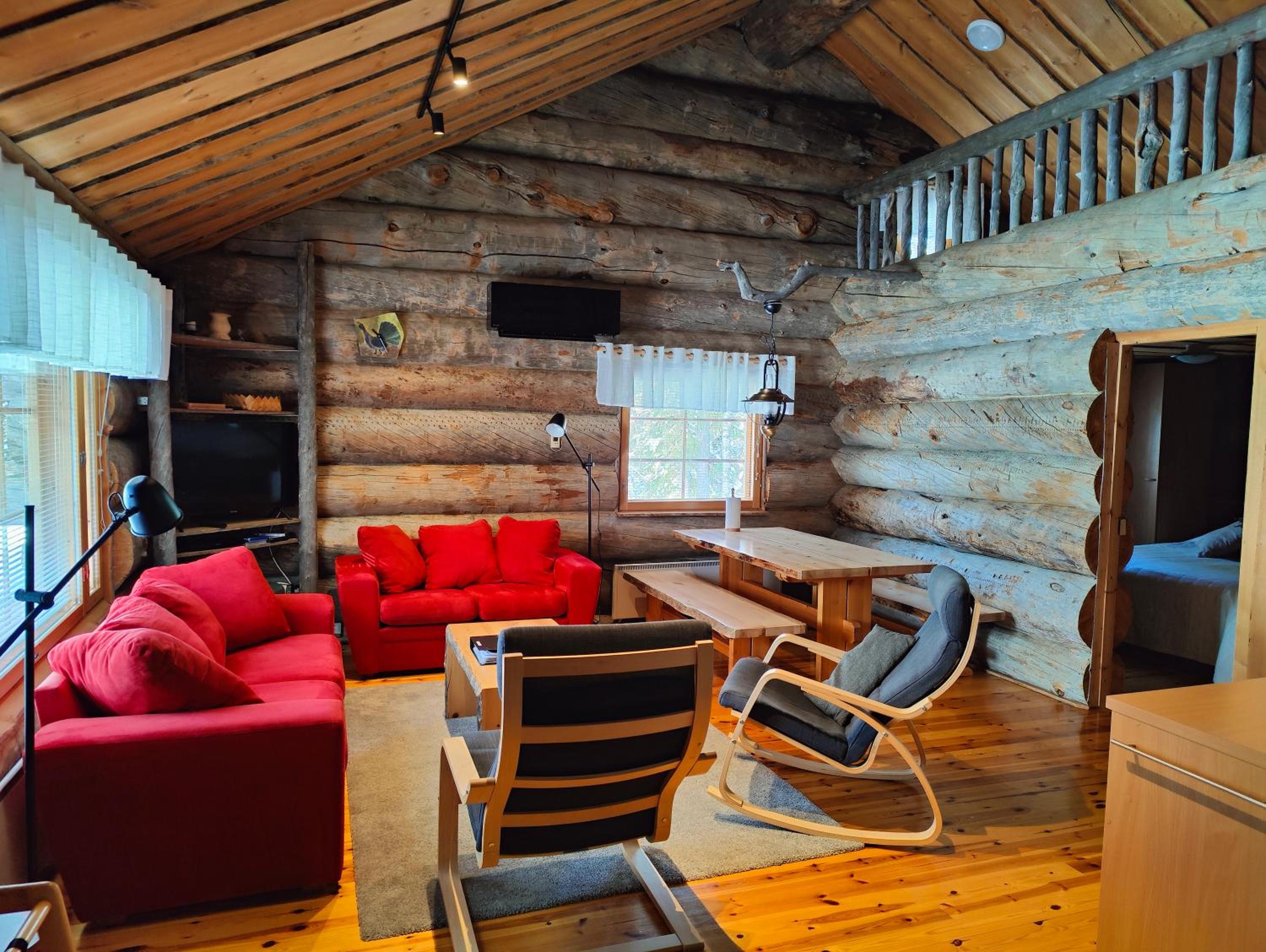 Isokelo Log Apartments